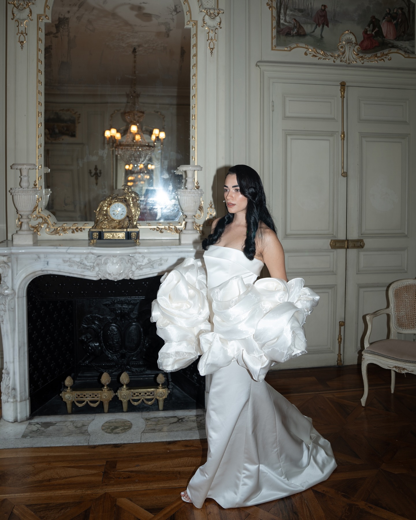 Weddingdress Details in France
As I‘m currently planning my own wedding so I can truly understand how u feel as a bride to be!
HERE IS MY TOP ADVICE FOR YOU
Start by asking yourself-who am I and who do I want to be on my big day?
Take a Moment to reflect: what dresses makes you feel comfortable and confident? This is the key to discovering your dream bridal look.
YOUR FIRST STEP
1️⃣set a budget to ensure your dress shopping experience stay joyful and stess-free
2️⃣explore inspiration in sites like @brautbluete or @lamour_brautmoden they are transparent so you can see the price to the dress.
3️⃣save your favorites and book your first fitting
appointment
THE IMPORTANT PART
Add the finishing touch with the right Accessoires to complete your desired look.Be bold be authentic and enjoy every moment of this incredible journey.
Let your joy shine to through every step. Have fun ! ✨
#bridetobe #weddingdress #hochzeitskleid #weddingplanner #destinationweddingplanner #weddingfrance #bridalplanning #verlobt #hochzeitsplaner
Retreat & Host: @the_metamorphosis_squad @klassen.weddings
Weddingplanner: @from.sophie.with.love @levin.wedding
Organisation: @levin.wedding
Photo: @klassen.weddings
Video: @benediktandxenia
Concept: @from.sophie.with.love
Concept & Event Styling, Rentals: @thefeatherette
Hair and Make up: @ninanolepa_bridal_design
Location: @chateaudevarennes
Couple/Models: @juci.and.chris
Dress: @audreyweddingsalon