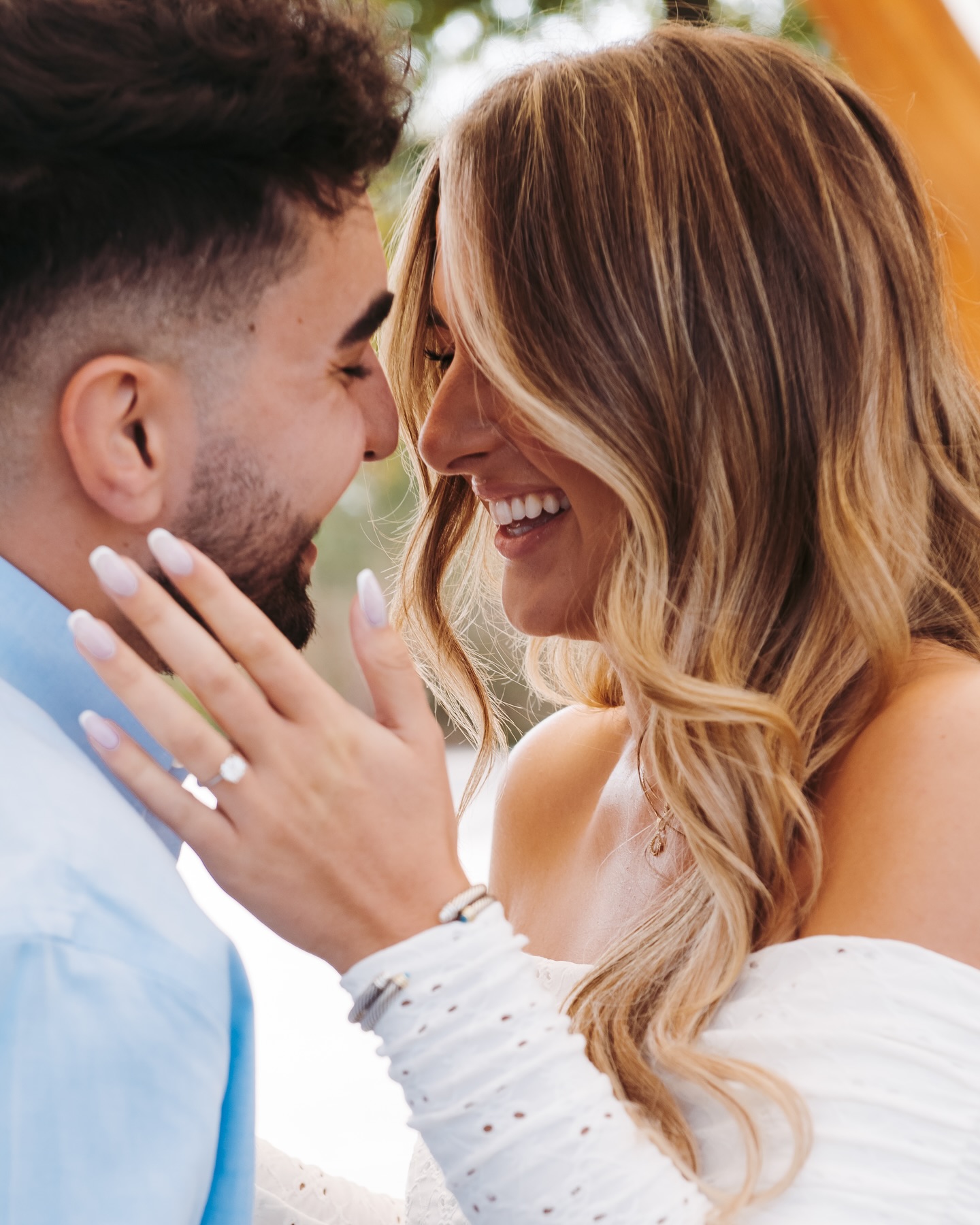baby i’m yours 🥹💍
S&E’s Lincoln Park Honeycomb proposal on a mix of digital & 35mm film 🎞️ the whirlwind feeelinnggsssss 🤍😭
.
.
.
.
#chicagophotographer #destinationweddingphotographer #chicagoweddingphotographer #chicagoportraits #weddingphotographer #luxuryweddingphotographer #rameenawanphotography #chicagoproposal #proposal