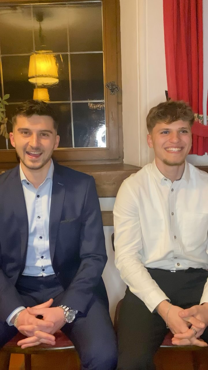 Wir verabschieden uns in die Winterpause! ❄️
Davor haben aber unser Cappo und unser Goalie noch ein paar Worte für euch!
Bis dann!
#murnau #winterpause #danke #meinverein #fussball #explore #edid #drachen #weihnachten #weihnachtszeit