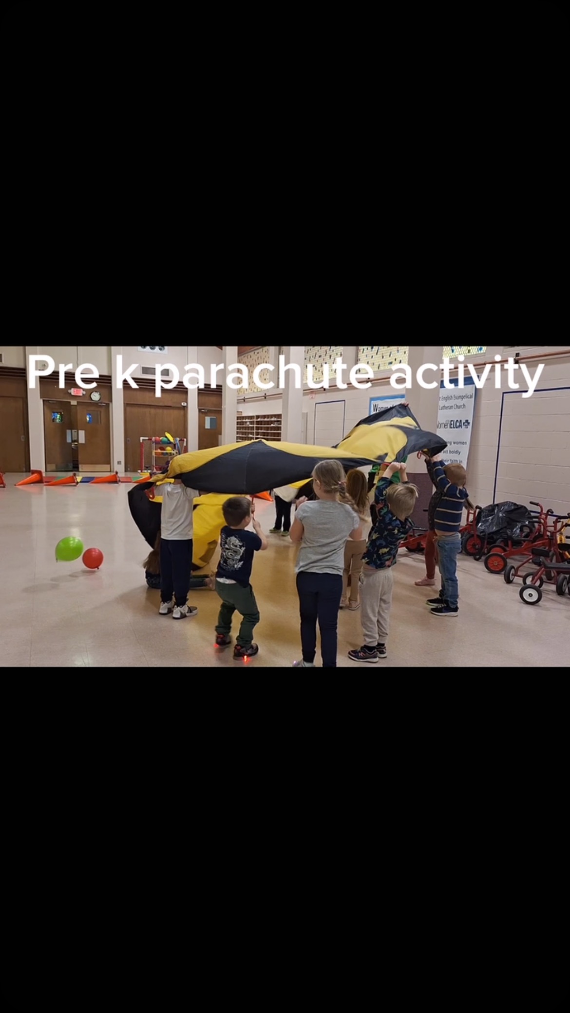 Large group experiences combine movement and music/sound with fun for everyone! #preschoolroutines
