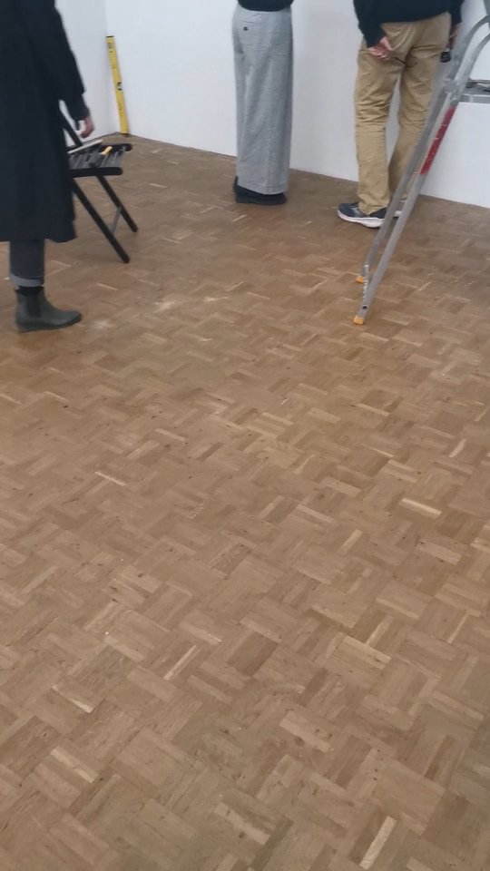 PREPARATIONS FOR FRIDAY THE 13TH.
OPENING 6.13 PM
#ausstellung #vernissage #kunst #exhibition #cash&carry #pumkinsoup