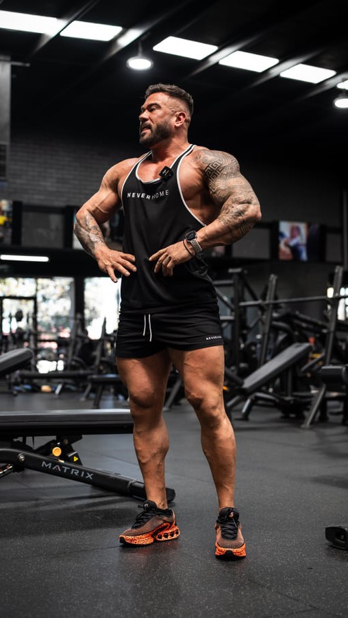 .
Episode 2 / Q&A with @c.m.visual / Support & Sponsors
Big shoutout to the incredible teams at NRG Gym and Neverhome—two powerhouse sponsors who have my back every step of the way! 💥
Having the support of such amazing organizations means the world to me.
Whether it’s pushing through a tough prep, stepping on stage, or striving for greatness in everything I do, knowing these legends are in my corner gives me that extra drive to keep going.
NRG and Neverhome don’t just represent excellence in their fields—they’re about building communities, fueling dreams, and empowering people to be their best. I’m beyond grateful to have them behind me as we charge ahead toward bigger and better goals.
Pumped for what’s ahead and grateful to have you in my corner.
Can’t wait for what’s in store for 2025 😏