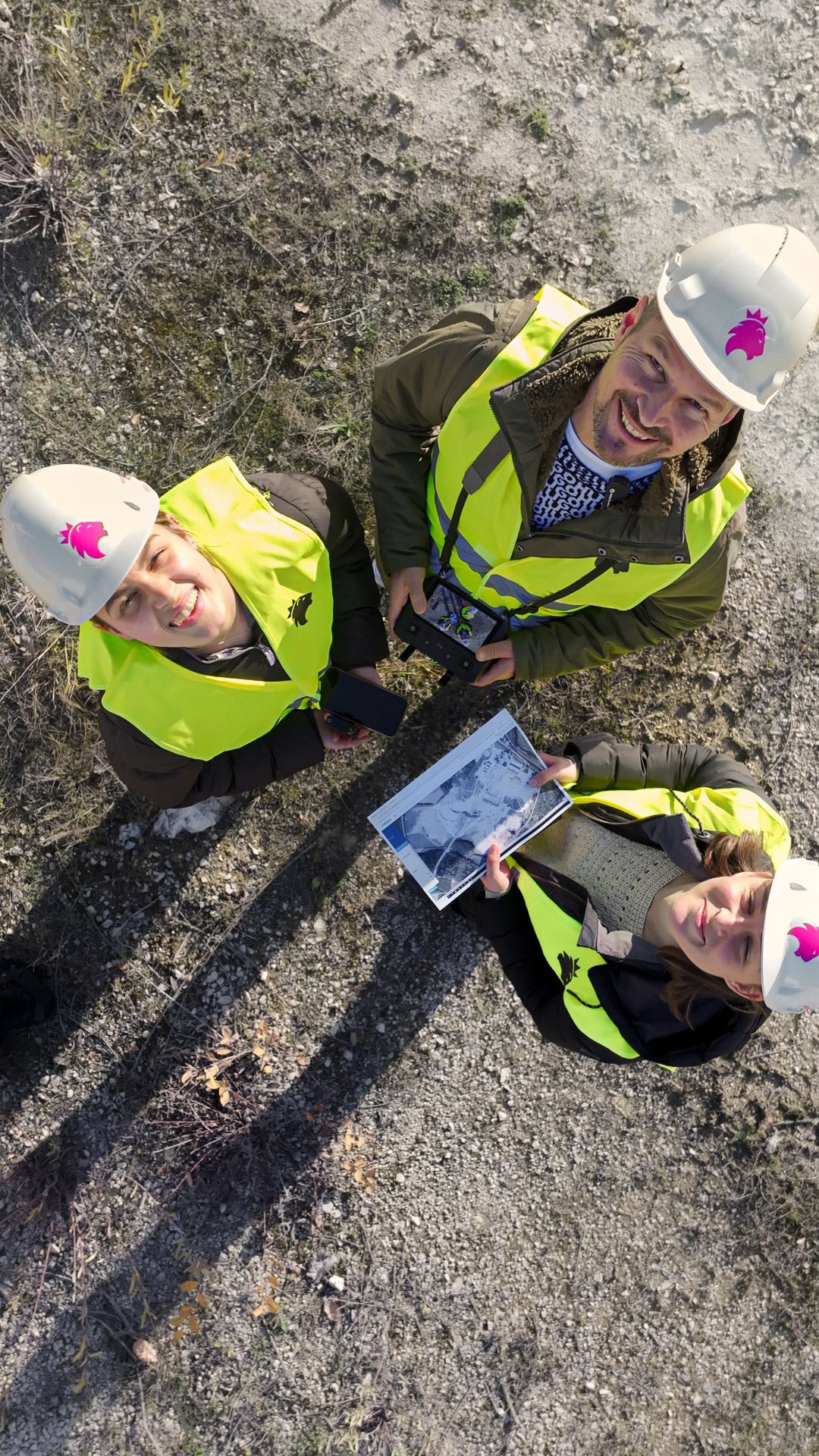 Drohnen-Super-Top-Shot 🚁
Ihr wollt euer Betriebsgelände aus einer ganz neuen Perspektive erleben? Wir liefern euch atemberaubende Drohnen-Super-Top-Shots in höchster Qualität und Auflösung! Ob für eigene Karten, Präsentationen oder als beeindruckender Blickfang🤩
➡️ Jetzt anfragen und euren Betrieb ins beste Licht rücken!
#Drohnen #SuperTopShot #Betriebsgelände #Perspektivwechsel #donauries