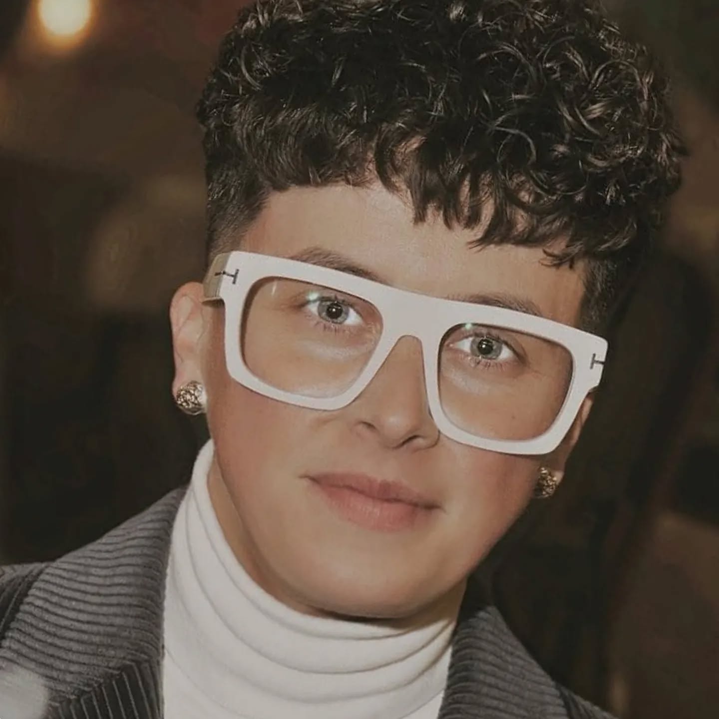 Meet Georgia Herbert, the accomplished Director and Lead Educator at The British School of Barbering. With 11 years of hands-on barbering experience and 7 years devoted to teaching after being headhunted by MK college, Georgia is a powerhouse in shaping the next generation of elite barbers. Her unwavering commitment to excellence is evident in our outstanding success rate, where students consistently achieve and exceed their goals. Join us and learn from one of the industry's finest!
#Barbering #Educator #TheBritishSchoolOfBarbering #Scissorwork #PassionForTeaching #Barberschool #Barberingacademy #Learn #Newskills