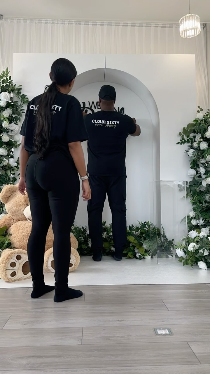 Behind the scenes of creating baby shower perfection!🧸
Watch us create something special, one detail at a time🤍
Enquire today using the link in our bio!
_______
#babyshowerdecor #eventstyling #btsssetup #babyshowerideas #essex #wecanbarelywait