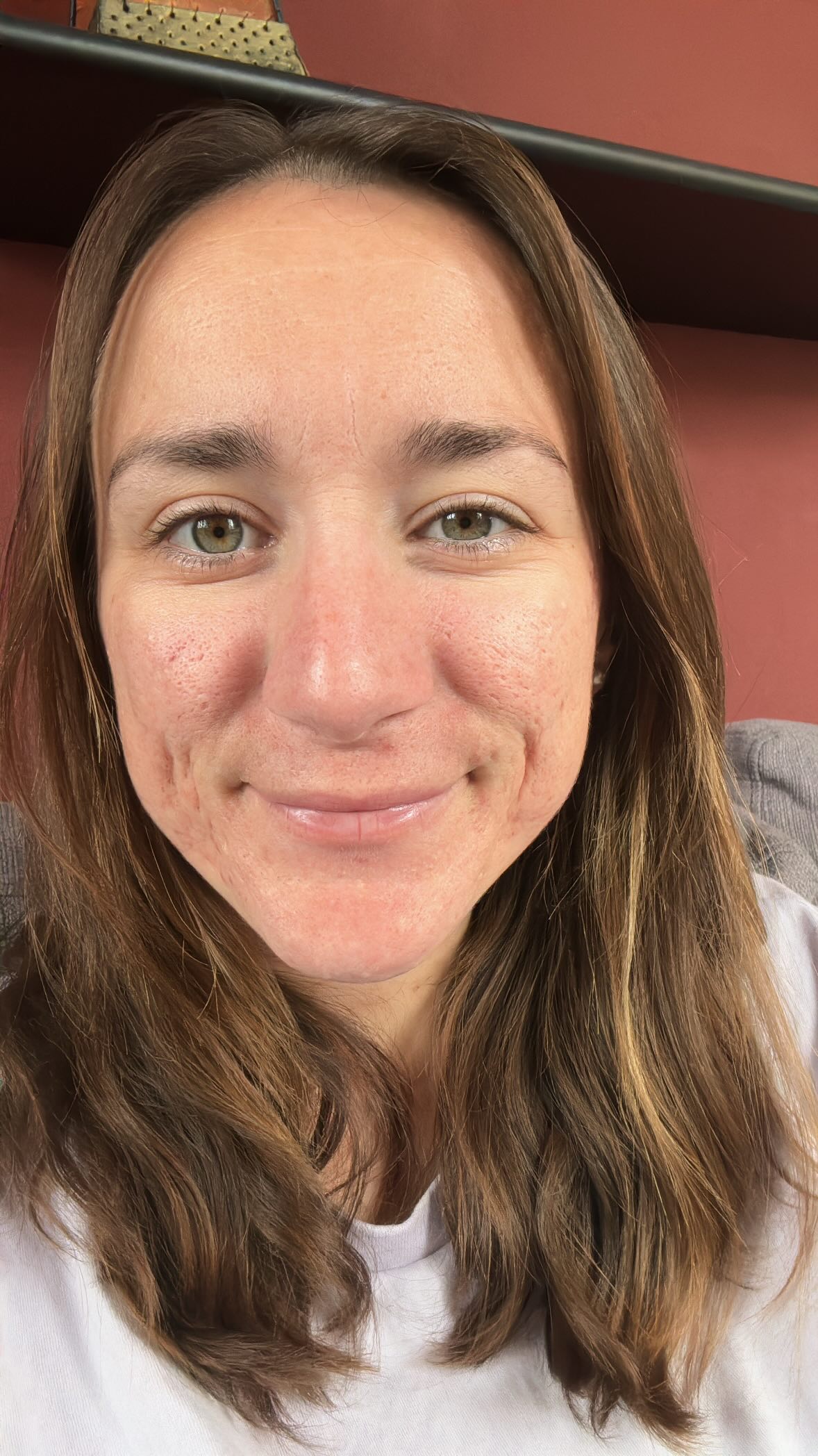 Nose Patches that Actually Unclogged Pores ✨
My partner ordered these for me as I’m always giving off about having clogged pores and they really work.
The team at @vue.swiss have created something that really works.
You get 8 in a pack and they don’t don’t irritate the skin and mines super sensitive.
These are perfect for ladies who work full time onboard and don’t get a chance to go to the spa often, once you’ve used these your skin feels so clean and really soft with no irritation.
See the link in my bio or on my story for 20% off.
https://www.vueswiss.com/MELISSA94846
#vueswiss #vueswissskincare #uncloggingpores #shapedbythesea #funemployed