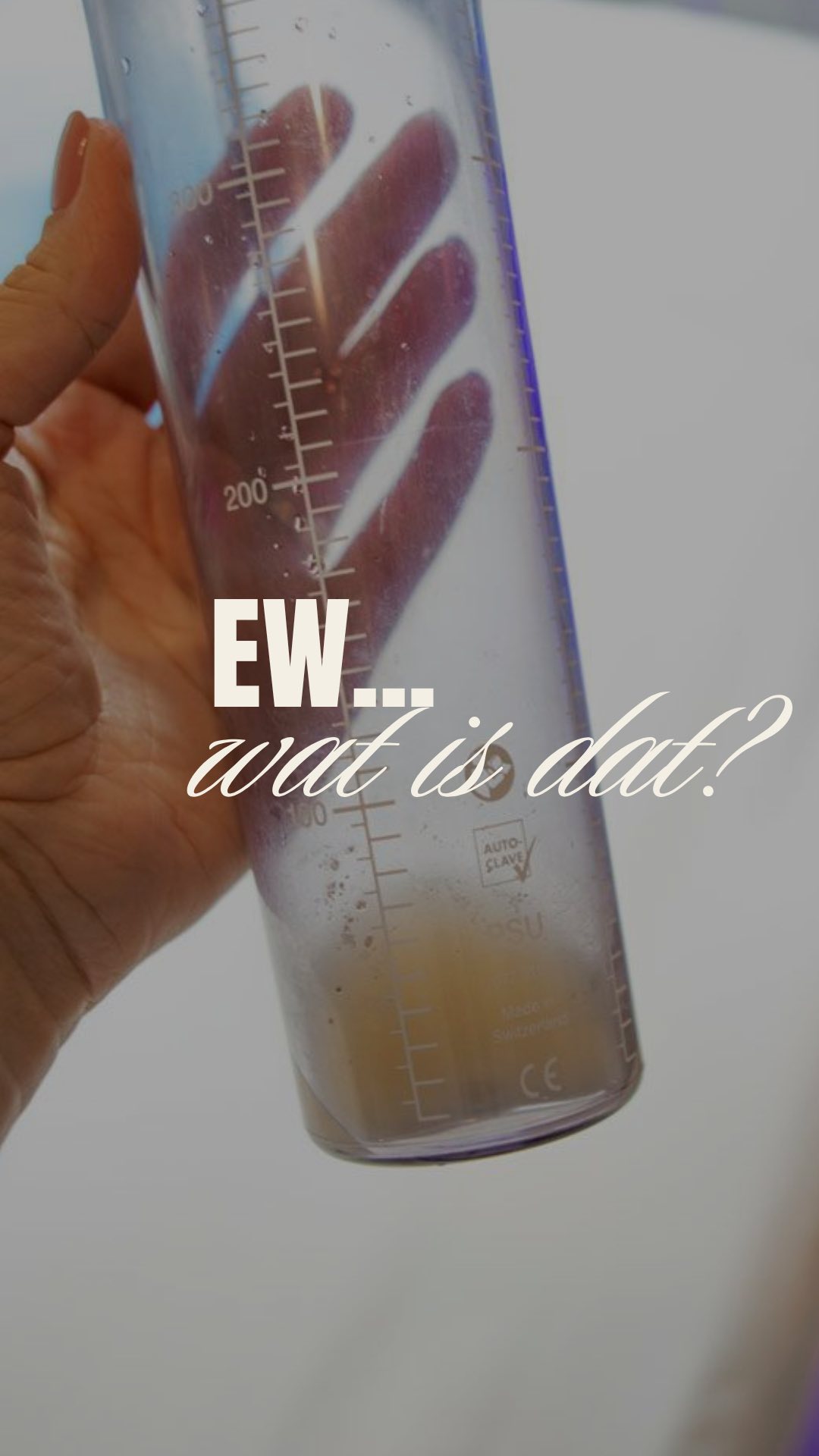 Zie je al die viezigheid in de fles? 😱 Dat zat dus in je huid!
Na een Hydra Glow Facial voelt je huid niet alleen schoon aan, maar is het ook écht schoon. ✨ Deze behandeling verwijdert diepgewortelde onzuiverheden, dode huidcellen en overtollig talg, terwijl je huid tegelijkertijd wordt gehydrateerd en gevoed.
Droom jij van een stralende, gezonde glow? 🌟
Stop met oppervlakkige oplossingen en kies voor een behandeling die écht werkt.
Stuur ons een bericht met “INFO” voor meer details of om direct te boeken.
- Alles wat je nodig hebt, vind je via de 🔗 in onze bio.
Boek online een afspraak: www.thehagueclinic.nl
📞 Bel: 085 060 74 77
📧 E-mail: info@thehagueclinic.nl
LIKE, SAVE & FOLLOW als jij klaar bent voor jouw huidtransformatie.
🤍 @thehagueclinic