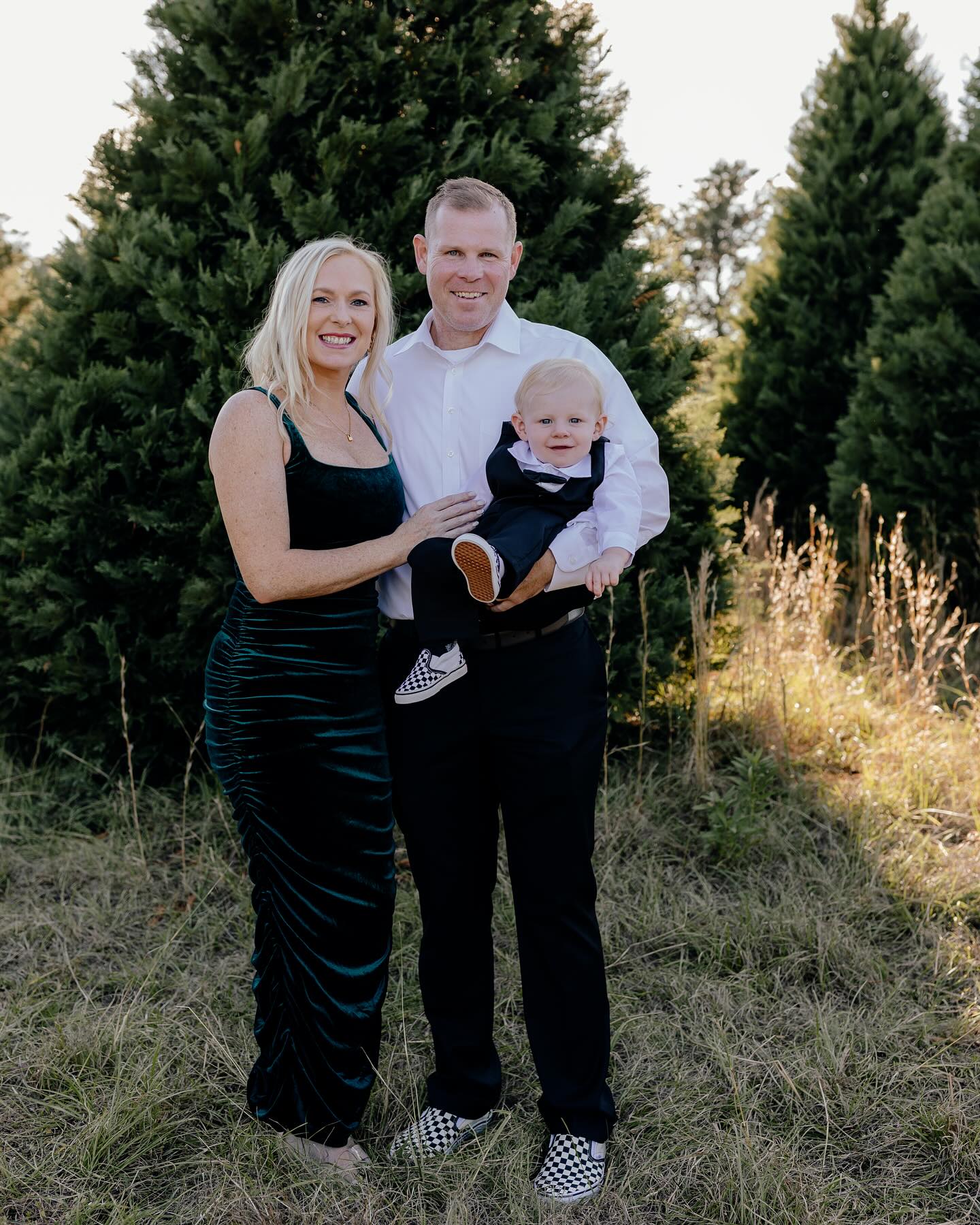 We’re only two weeks away from Christmas! 🎄Here’s a reminder to slow down where you can, and enjoy these next two weeks with your family and friends. ❤️
#hattiesburgphotographer #hattiesburgmsphotographer #mississippiphotographer #southmississippiphotographer #neworleansphotographer #nolaphotographer #hattiesburgfamilyphotographer #mississippifamilyphotographer #neworleansfamilyphotographer #southlouisianaphotographer