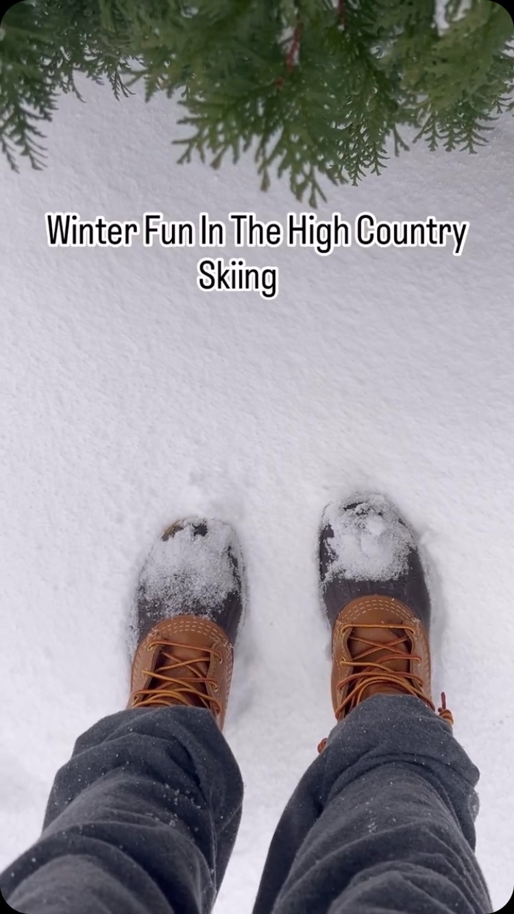 From @ncmountaintraveler
Free To Share: According to the Farmers Almanac, the High Country will be getting some good snow this Winter season. Now the Wooly Worm and Beans In The Jar predicted a light moderate winter... but no matter what we get, you'll love what we have to offer. Follow me as I keep you updated on all our seasonal fun. @ncmountaintraveler - your local supporting and sharing locally... #winter #winterfun #wintersports #winterwonderland #mountains #southeast #southernliving #nc #northcarolina #mountainlife #charlottenc #raleighn #wnemountains #appalachian #blueridgemountains #boone #blowingrock #bannerelk #beechmountain #westjefferson #sugarmountain #sevendevils #vallecrucis #mountaintown #mountainresort #skiresorts #ski #carolinas #highcountry #ncwinter