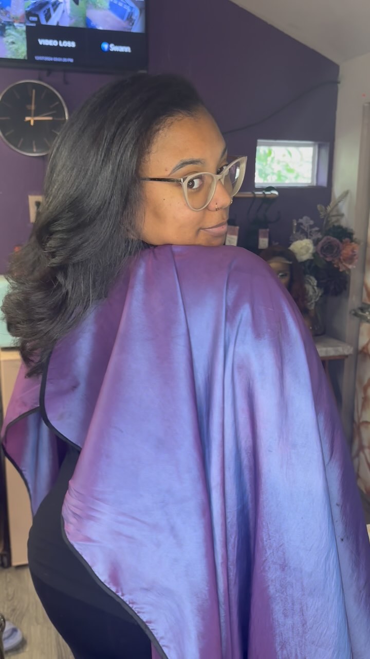 If your #NaturalHairStylist isn’t your hair goals, get another one!!! I’m available bookie.
So after I slayed @_redsimone , she was able to bless me back! But anywho, here is my hair! Healthy, Full, Thick, and Thriving, just like all of my clients!
#houstonhairstylist #houstonhair #houstonhairstylists #pearlandhairstylist #pearlandhair #explore #viral