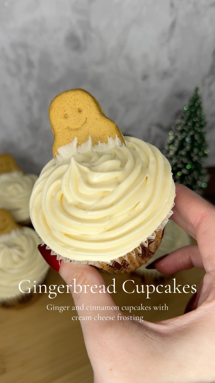 Gingerbread Cupcakes
Nothing says Christmas quite like gingerbread does! These cupcakes are such a cute substitute for gingerbread men when you’re fancying cake instead of cookies 🎄
You can find the recipe for these on my blog linked in my bio
#baking #christmas #gingerbread #cupcakes #christmasbaking #bakingfromscratch #gingerbreadcupcakes #christmasbakingideas