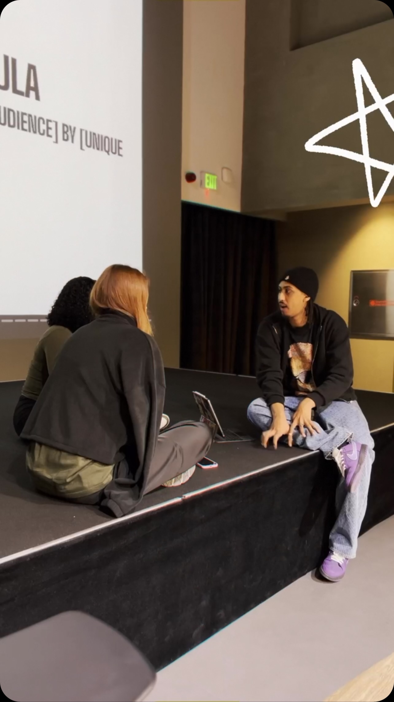 Focus on Community Building
The second day of the second edition of the academy was all about community building. How do you build a strong community, and what mission drives you?
Students engaged in discussions, found answers to their questions, and worked on challenges and presentations. Together, they explored the foundations of creating a thriving community.