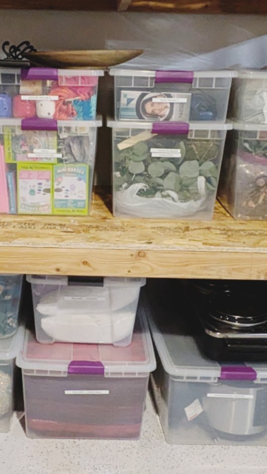 Don't try to declutter and organize everything before Christmas! Focus on decluttering the three things below:
1. Christmas decorations you are not using-- Don't wait till after Christmas, many donation centers will not take Christmas decorations after Christmas (yes, this happened to me)
2. Toys-- list on Facebook marketplace or donate for people to use for Christmas gifts.
3. Winter gear/clothes-- If it doesn't fit, give it away, don't wait till spring because somebody could use it now.
#declutter #christmasdecor #madisonbusiness #madisonsmallbusiness #organizinginspiration
#professionalorganizer #declutterhacks #toys #winterclothes #facebookmarketplace