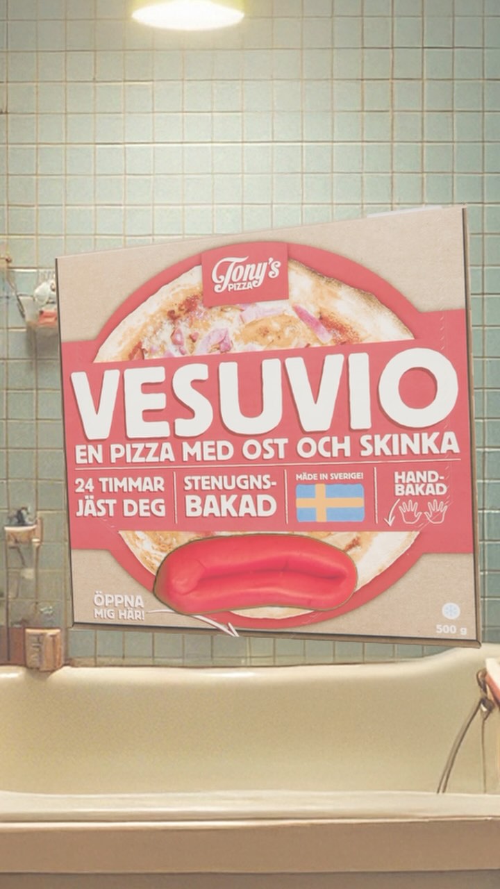Första jullåten ute nu !!! All I want for Christmas is …….. 🤔?
#christmas #pizza #tony