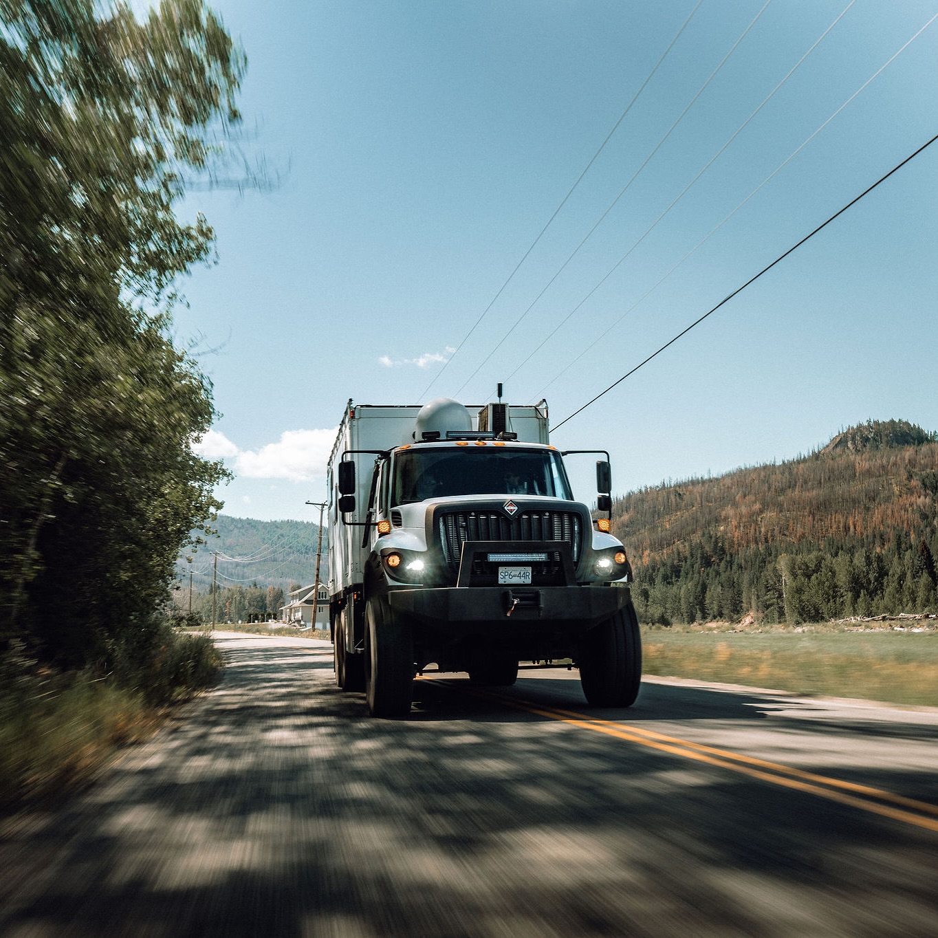 Where it all started. The International 7000 Series Workstar is an absolute beast. With options to extend off road capabilities, we offer similar features as F-550’s, including beadlock wheels, military grade tires, lift kits, high angle steering linkages, and many other options.
Elevate your department’s operational capabilities—send us a message to learn how!
