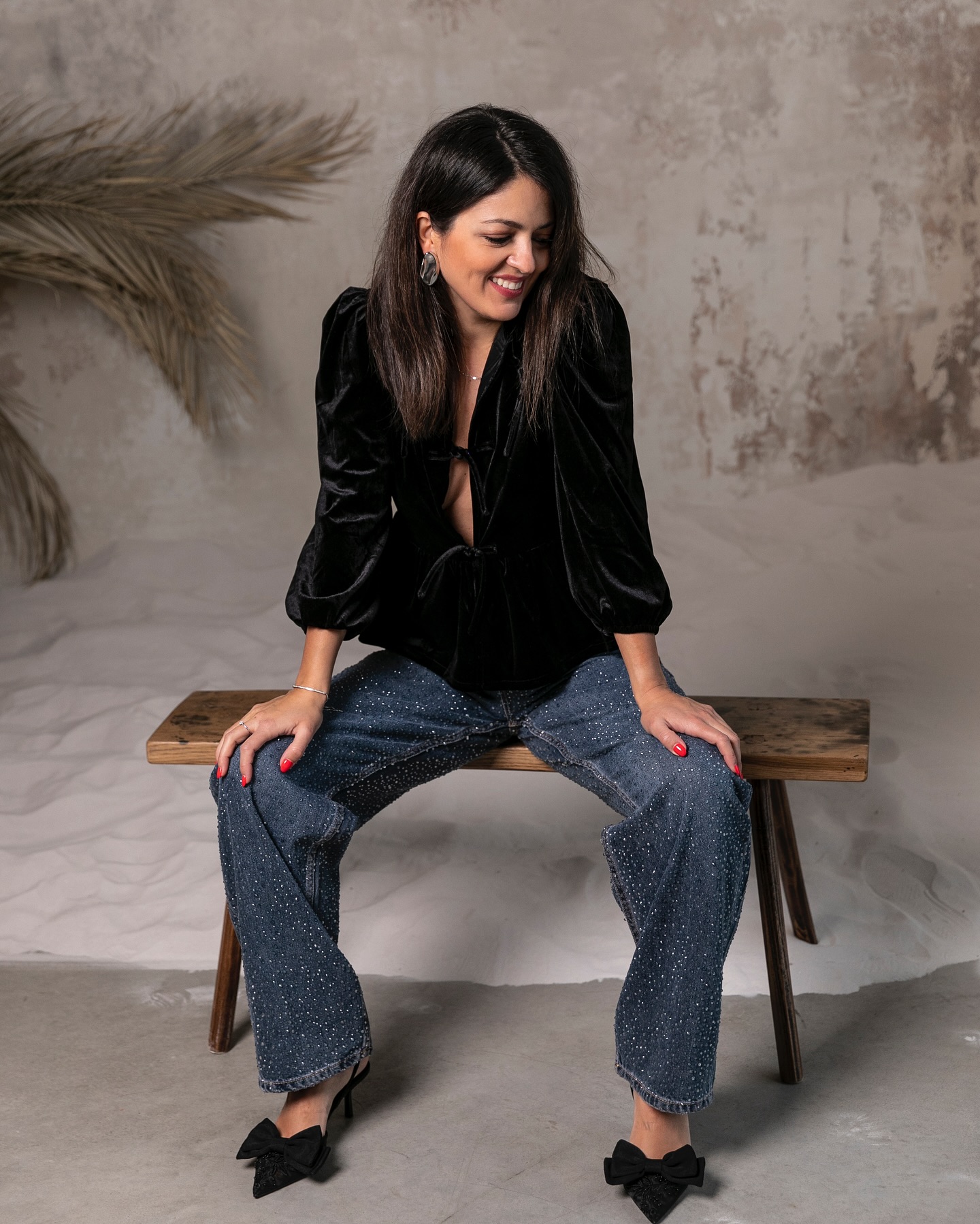 Csillogós farmer & bársony.✨🎄Imádom ezt a nadrágot, azt leszámítva, hogy nagyon nehéz.😅 #ootd #outfit #wardrobestylist #stylist #personalshopper