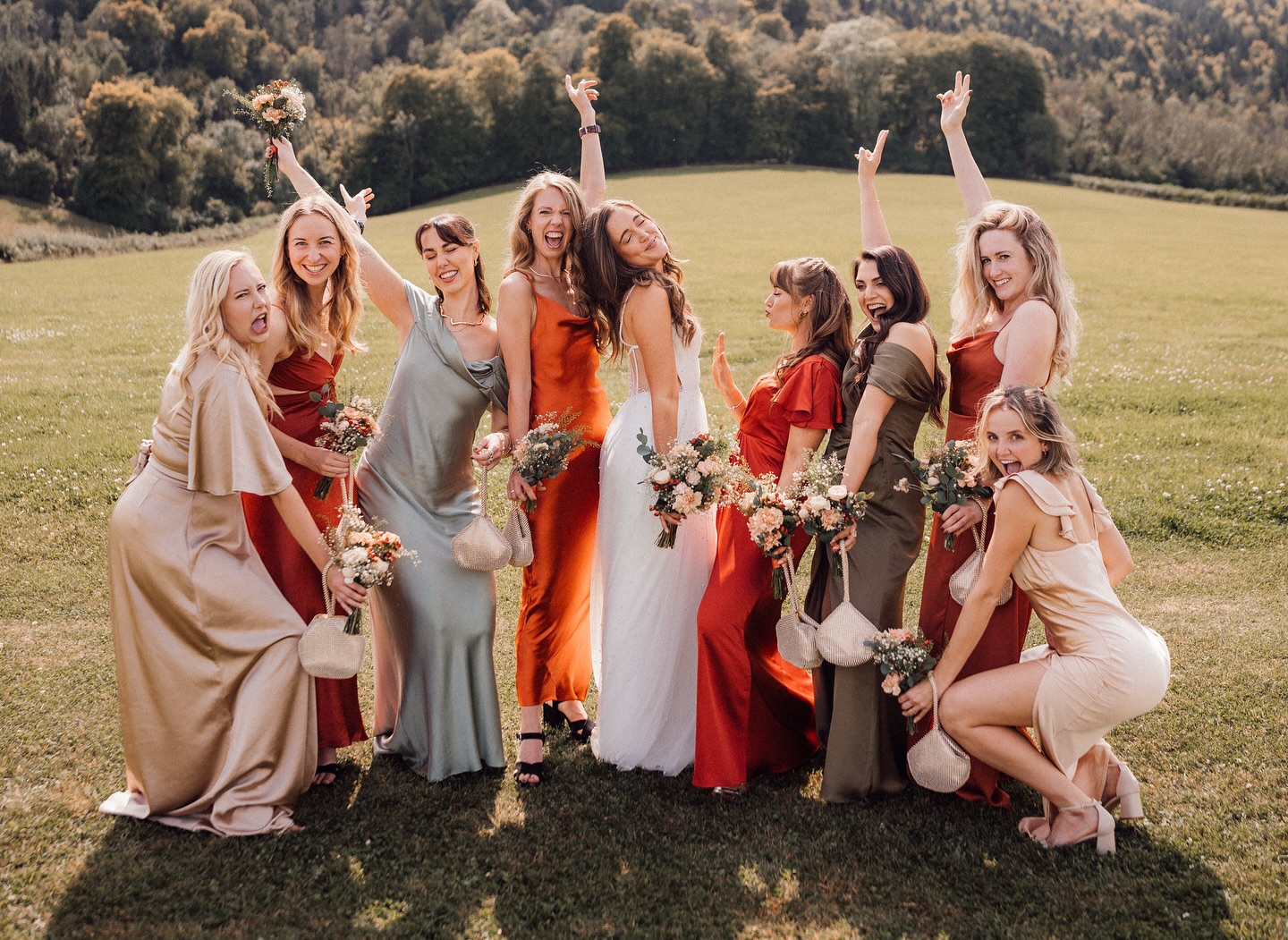 Bride Tribe👰🏼♀️✨
Summer vibes, glowing skin and a dream team of women making memories✨I couldn’t help but share this vibrant, high energy bride tribe with you! Every time I look at this pic, it reminds me of how effortlessly fun the gorgeous Betsy and her bride tribe was!✌🏼
The morning was high energy and her girls made the best getting ready party; fun, relaxed and totally radiant!
All I can say is that it was an absolute joy to be a part of Betsy’s wedding, getting both Betsy, her mum and maid of honour wedding ready!💛
Is this your vibe?
👉🏼Are you a 2025 OR 2026 bride looking for all the vibes with your dream Makeup Artist? DM “BRIDE” and let’s secure your date!
Bride: @betsysoithongsuk
Photographer: @bowl.of.corks.photo
-
-
-
#bridalmakeup #bridalmakeupartist #bridalhair #bridalmakeupinspo #bridalhairinspo #bridalfashion #bridalstyle #bride #bridesmaidinspo #weddingvenue #weddingphotography #bridalinspiration #bridalhairstyle #bridallook #bridalparty #weddingmorning #bridetobe #2025bride #2025bridetobe #2026bride #brightonbride #bridesmaidmakeup #bridesquad #bridetribe #bridesmaidinspiration