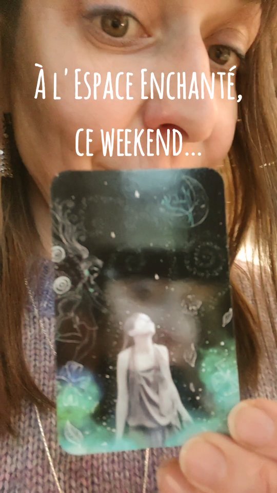 C'était aujourd'hui et ce sera aussi demain !
De 10h30 à 17h à L'Espace Enchanté,
Domaine de Rovorée à Excenevex !
Venez nombreux, on vous attend avec des stands tous plus inspirants les uns que les autres, mêlant art et artisanat !
De mon côté je dessinerai des portraits intuitifs,
En solo ou duo, toute la journée, et proposerai mes tableaux, du plus petit au plus grand, pour toutes les envies et tous les budgets !
Alors, on se voit demain ?
#artisteillustratrice #artlife #tableaux #expovente #MarchédeNoël #artwork #portraits #meetanartist