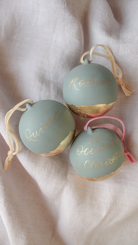 ⢠Until next Christmas! šš
āØ
āØ
#cotswoldscalligraphy #cotswoldssmallbusiness #cotswoldschristmas #christmasgifts #christmasgift #christmasgiftideas #christmasbaubles #christmasbauble #christmasgiftideas #christmaagiftidea #personalisedchristmasgifts #personalisedchristmasgift #etsylisting #etsyshop #etsyseller