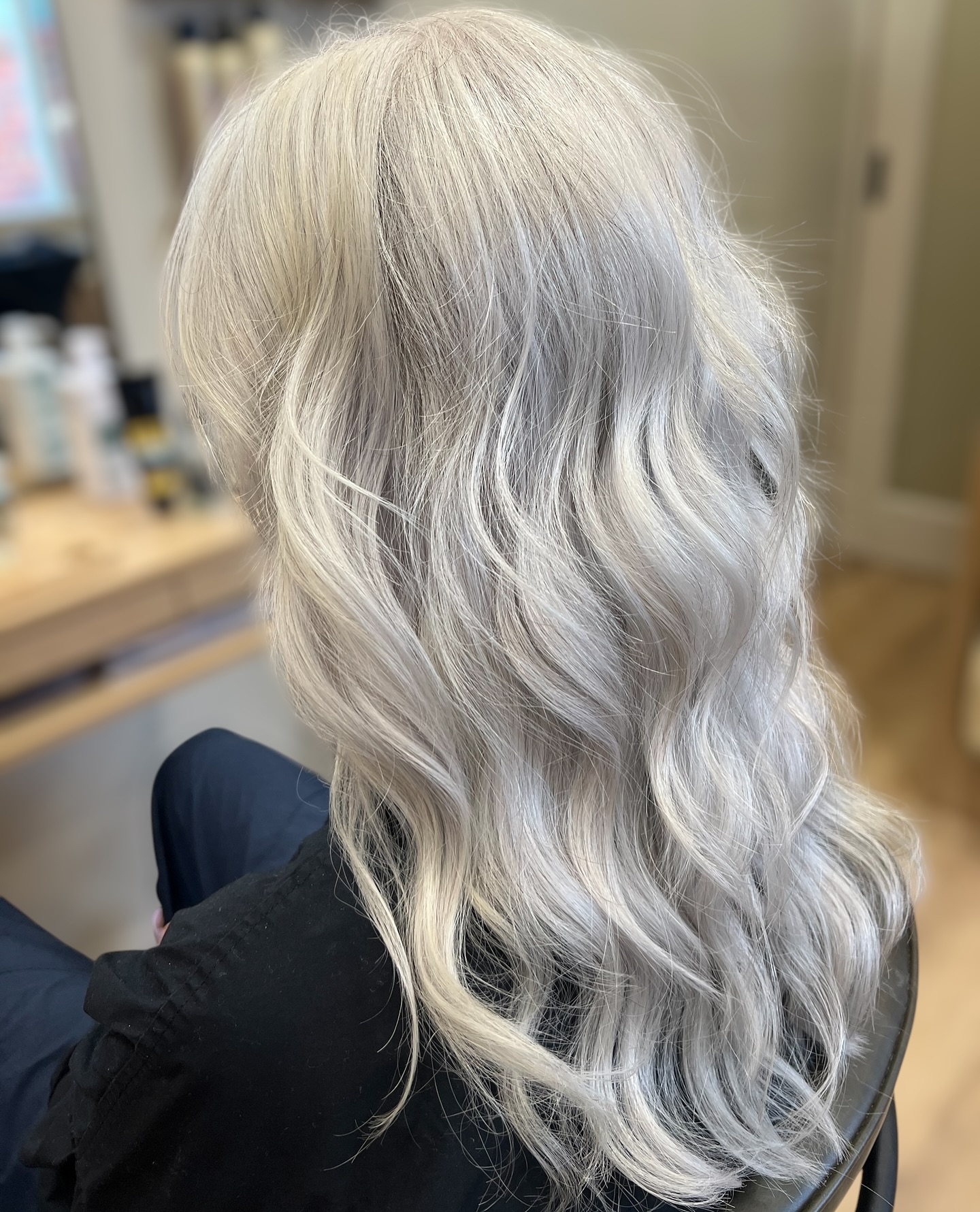 Today’s service included a haircut using a freehand cutting technique, paired with a spritz of instant toner. This is a product I often recommend to my guests for its quick and easy ability to remove dull or yellow tones that can appear in natural white hair. It’s as simple as spraying it on and blow-drying it in for instant results.
If you’d like to learn more about managing your hair colour and style at home, I invite you to book a consultation. Together, we can explore the wealth of knowledge that often goes untold—helping you discover effortless styles and techniques to bring out the best in your hair.