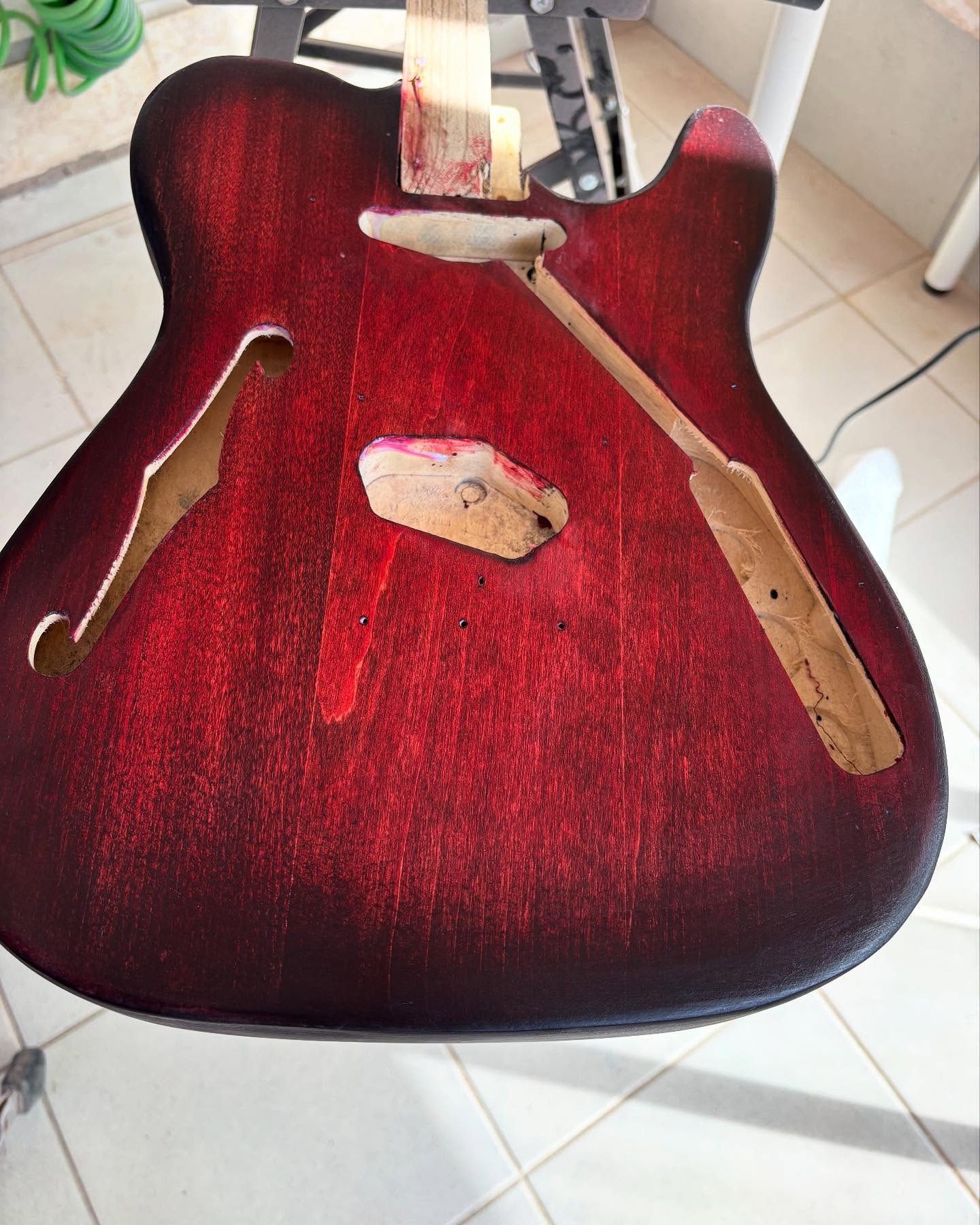 Semi hollow telecaster after shining finishing 🎸⚡️ #customguitar #electricguitar
