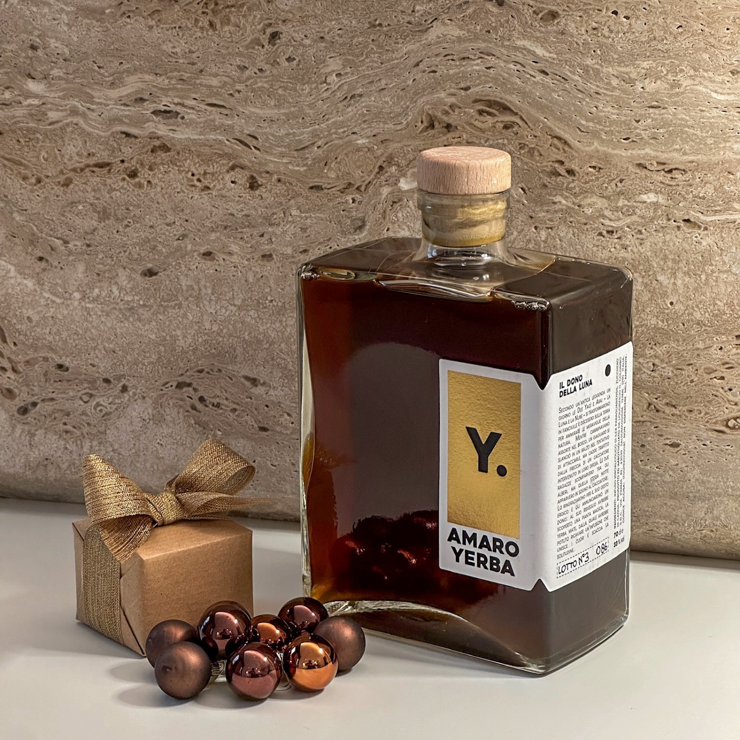 Buone feste da Amaro Yerba🧉
.
.
.
.
.
.
#amaroyerba #amaro #amaroitaliano #yerbamate #natale #buonefeste