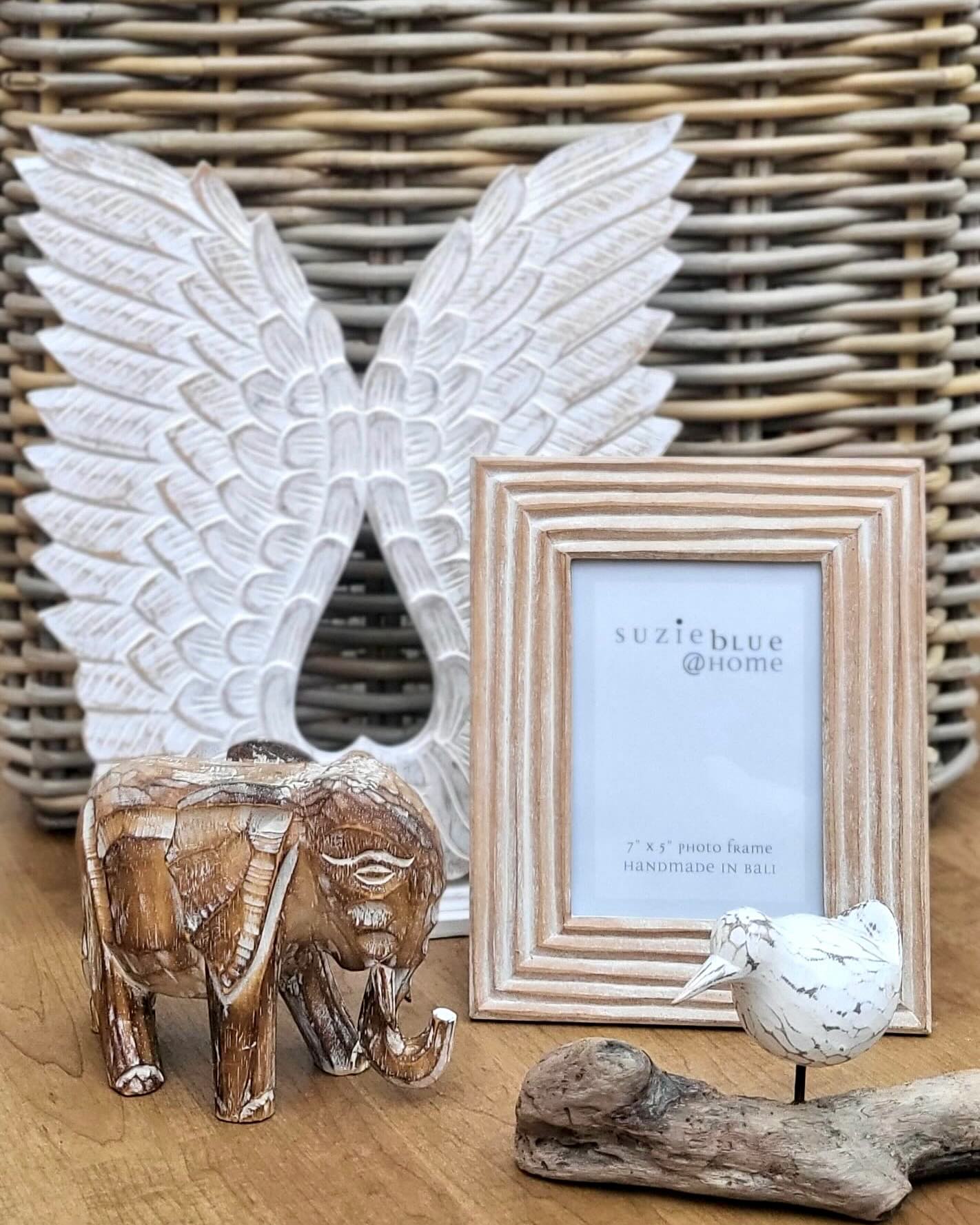 Last minute gift guide - part 1 🎁
There’s one week to go before the big day - so whether you’re just now getting started on your shopping, or picking up the final few gifts, make sure you pop in and see us in the Buttermarket this week for some inspiration! 🎄💝
We have plenty of great last-minute gift ideas, including:
- a huge range of costume jewellery, from chunky statement styles to delicate silver and gold plate collections…
- plenty of winter warmers such as fluffy socks, soft gloves and super snuggly scarves…
- mix n match bamboo socks (3 for £20)
- an array of handmade wooden homewares and gifts, produced by talented artisans in Bali…
- upcycled sari-fabric bags, purses and planters, handmade in India…
- …and lots more to see!
The Pop-Up shop will be open 10-4 all week until Saturday (21st), then we are closed until after Christmas!
You still have time to order online too - take a look at our website and get your gifts delivered straight to your home! 👩💻🚚🎁
#lastminutegifts
#christmasgiftideas
#handmadegifts