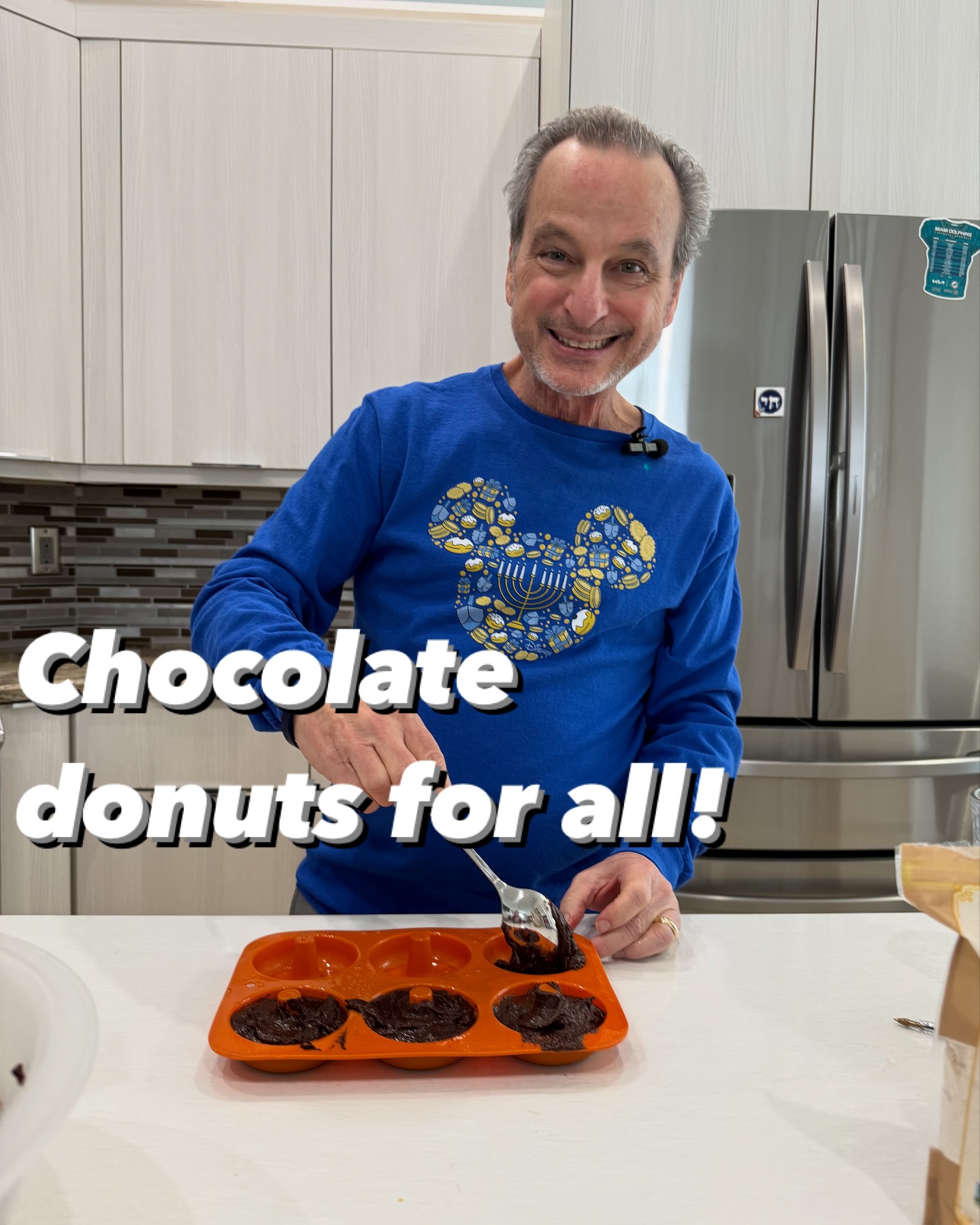 On Healthy Baking with Brad this week @bhacker59 bakes a health-ier chocolate donut 🍩. The recipe was not as simple as our usual but delicious. And @bhacker59 would make again. Video drops tomorrow