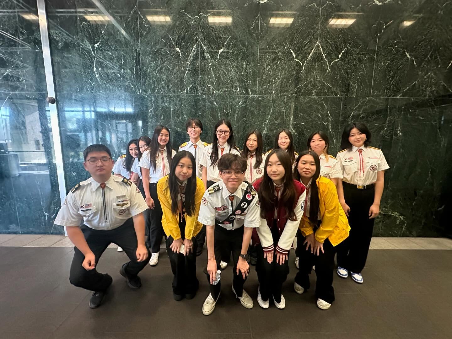 December Summit Meeting📣‼️
Hwarang's summit and chapter presidents attended today's summit meeting to recap all November events. Future events such as our annual Vision Concert, Tea Ceremony, and Reunion Night were discussed and planned. Additionally, chapter presidents shared their chapter events and fundraising efforts through photos and videos. Overall, the December Summit Meeting was a perfect way to wrap up the 2024 year! 📣‼️🔥