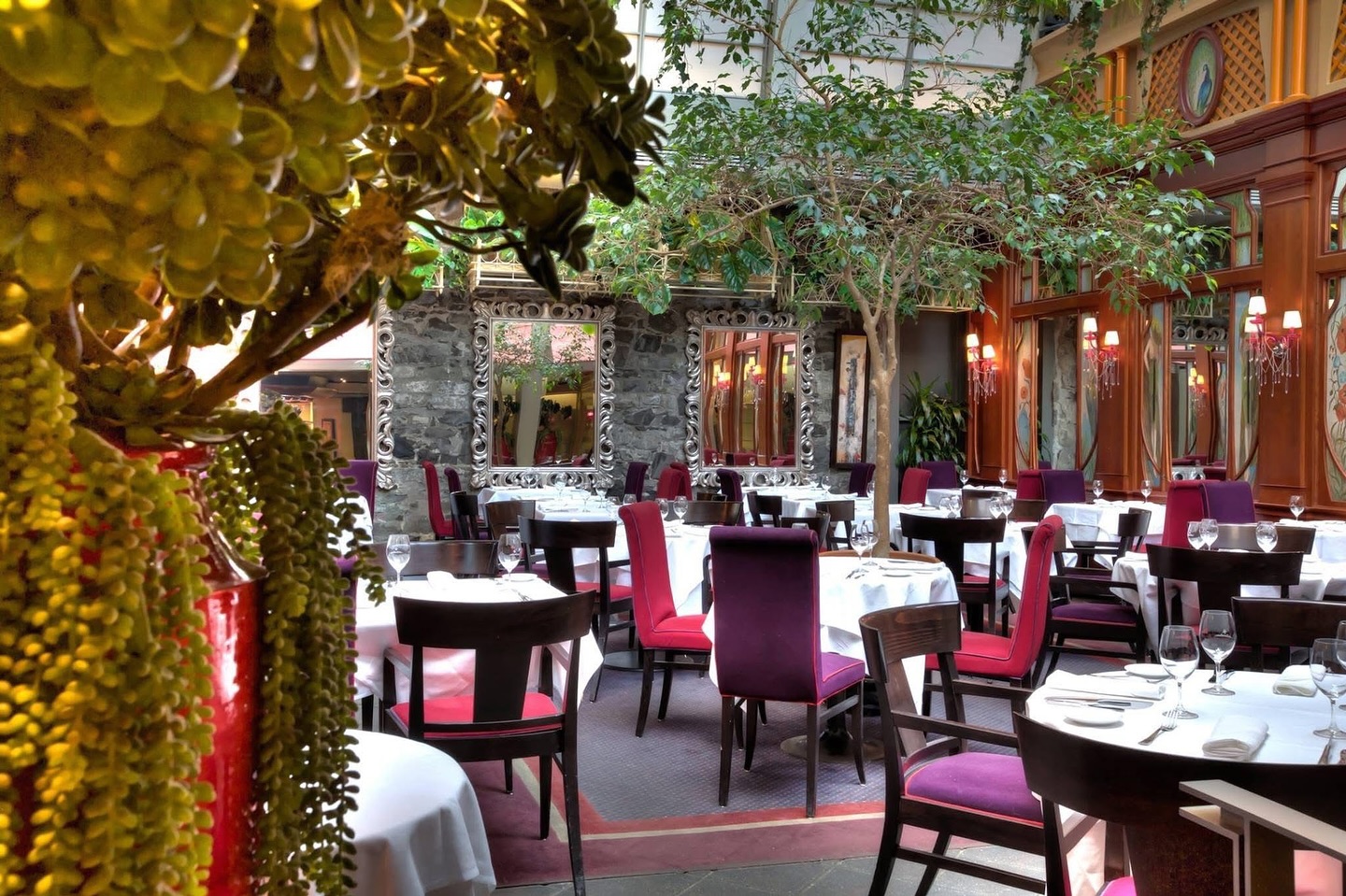 🎄 Encore quelques tables disponibles entre le 26 et le 30 décembre! 🎄
Profitez de l’occasion pour découvrir notre Menu spécial du temps des Fêtes dans une ambiance chaleureuse et festive.
✨ Réservez votre table dès maintenant avant qu’il ne soit trop tard! 📞 +1 418-694-0667
Nous avons hâte de vous accueillir pour une expérience gourmande inoubliable!
#LeSaintAmour #MenuDesFêtes #RéservezVotreTable #JeanLucBoulay #ExpérienceGastronomique