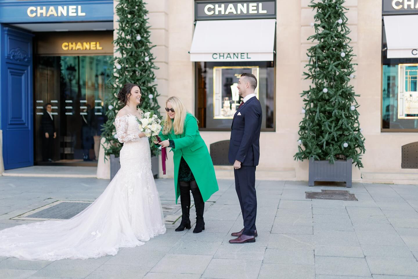 A special happy anniversary post to the beautiful @nat_wheeler and her beau, David.
The past few months have been a rollercoaster and I’ve not posted for a while but I couldn’t let today pass without celebrating N+D. A year ago today we witnessed their love in the most intimate and beautiful celebration at @shangrilaparis.
This post highlights the work that goes on behind the scenes to make the most perfect days that we wedding pros create. I wish I had photos showing the whole team’s efforts but hey, I don’t, so here’s me doing my thing!
I’ve always said I shaped my business on the basis of “what would I want if I were in my clients’ shoes?”. Well, here’s the answer.
#weddingplannerparis #lifeofaweddingplanner #destibationweddingparis #elopementparis #weddingfloristparis
_
Photography @camillajoyphotography
Planning + Décor @sarahthomasevents
Stylist @guillaumebernardcreative
Florals @opera_de_gardenia
Venues @shangrilaparis @museelouvre
Hair + Makeup @alesiasolo.co
Celebrant @pariscelebrant
Video @alfredomareschi.films
Cake @woodenspoonbycoralee
