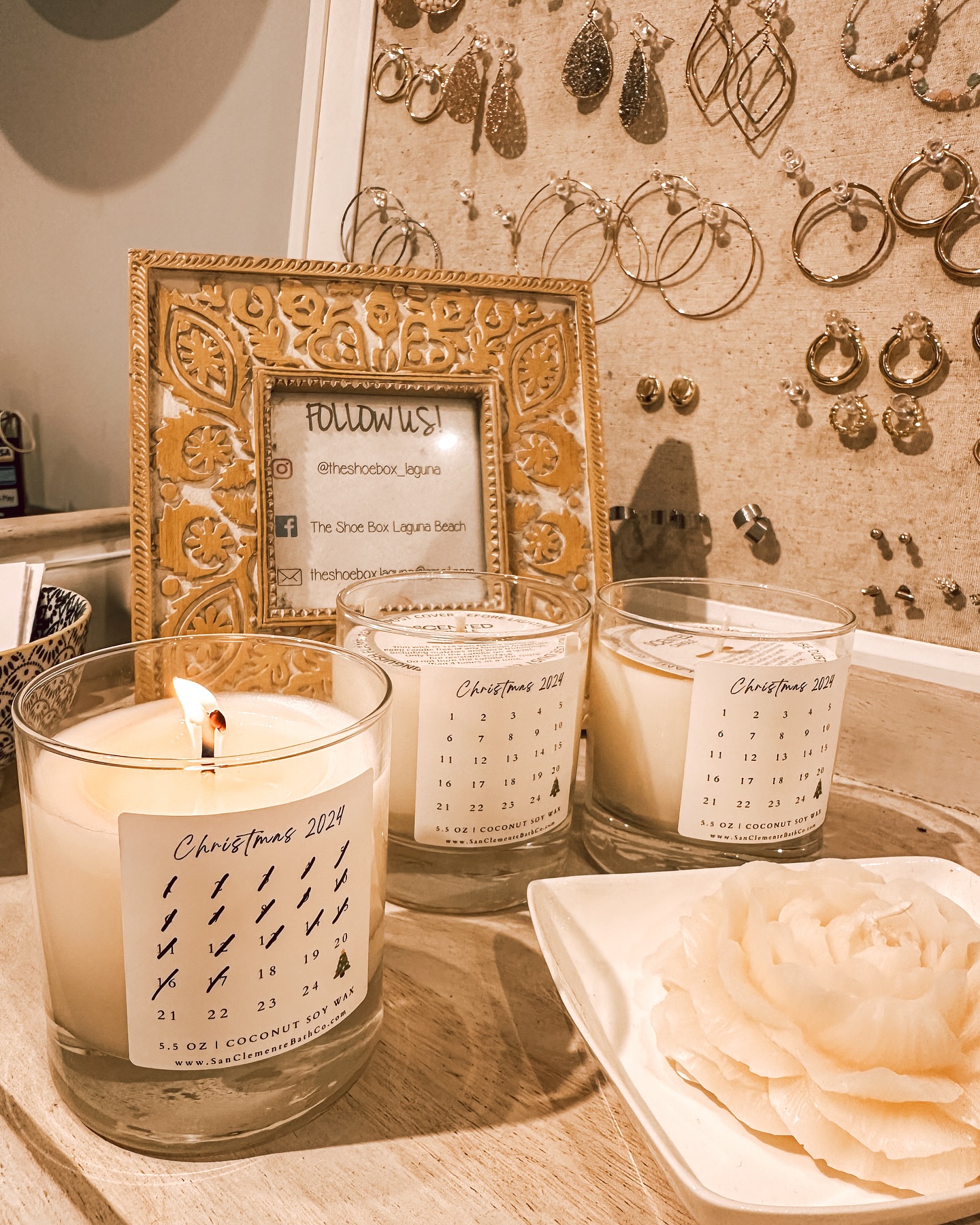 counting down the days with the help of our countdown candle… ONE week until Christmas 🫶🌲
Visit @theshoebox_laguna in the Laguna Hip District, @thesanclementestore in the San Clemente Outlets, & @clementineshop.oc at the Shops at Mission Viejo to grab our products in person ✨✨✨