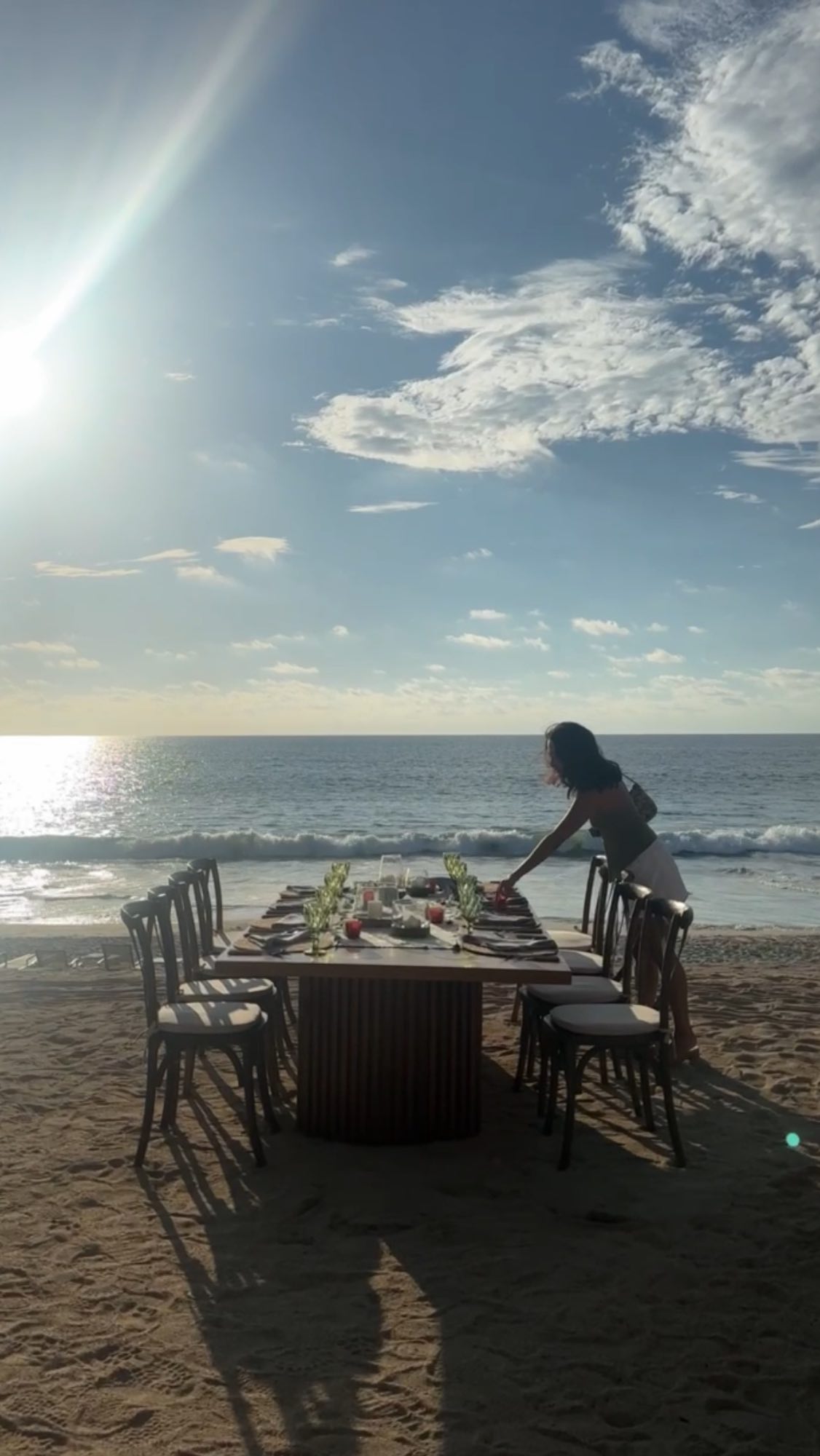 Your reminder to make your 2025 vision board 💌✨ #visionboard #manifestation #travelwriter #bhutan #thailand