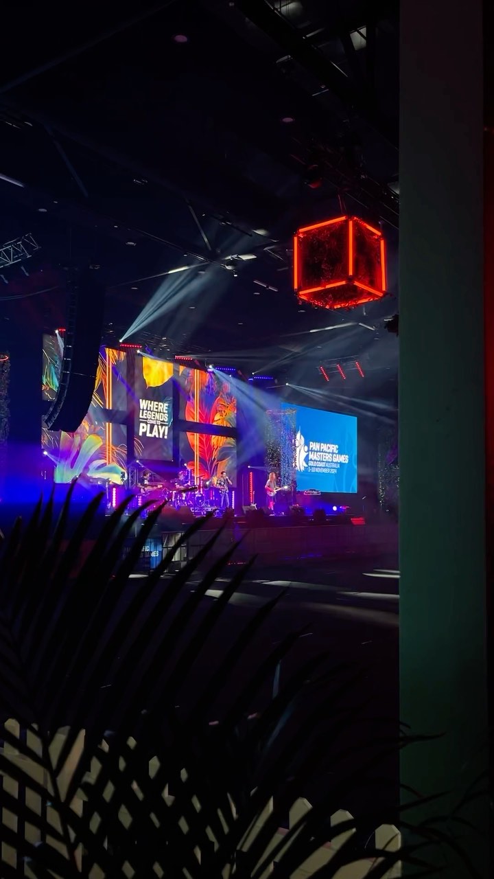 Panpacs recap! Last month we were responsible for dressing the closing night of the 2024 Pan Pacific Masters Games, featuring our Greenery x Ai theme. The room was brought to life by our colour changing LED battens, hanging greenery cubes and truss, while the stage featured 5x brightly coloured prints, tying the room together 🌟