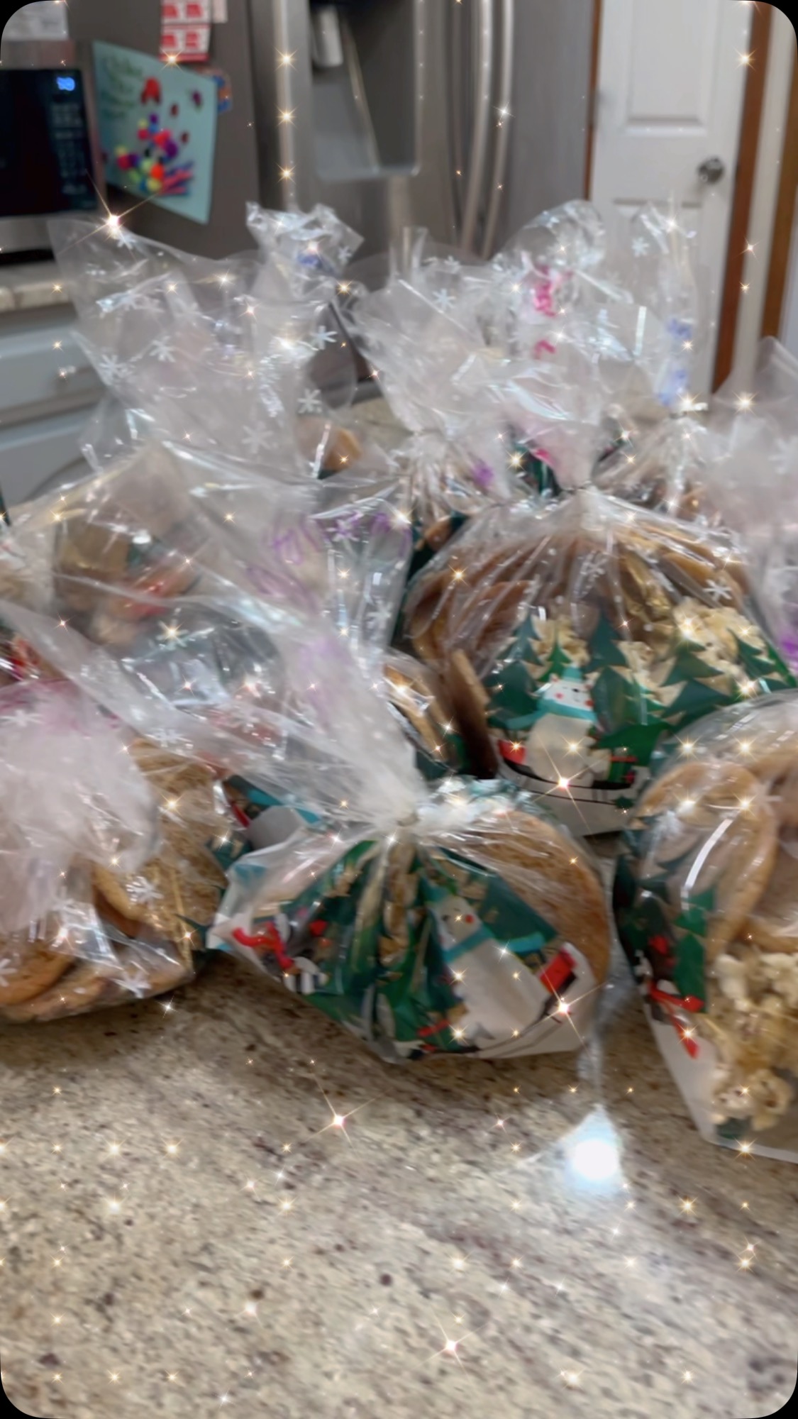 Sunday well spent rolling in dough and baking Christmas cookies! 🍪✨
Nothing says holiday cheer like fresh cookies straight from the oven.
What’s your favorite holiday dessert? Let me know below! 🎄❄️
#ChristmasCookies #HolidayBaking #SundayFunday