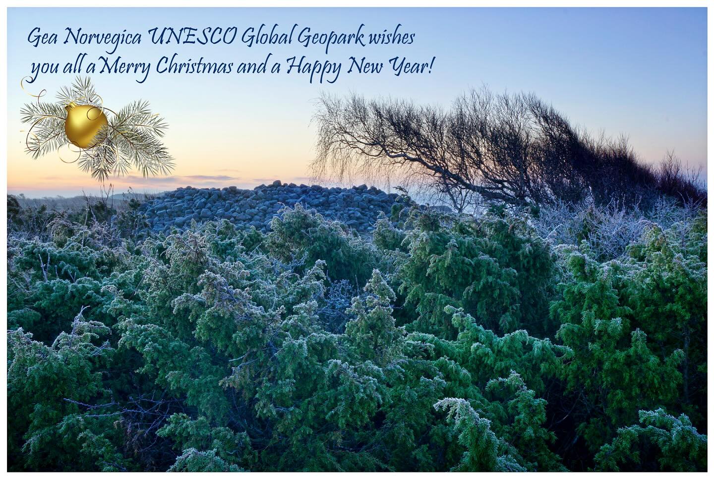 Geoparken ønsker alle en riktig god jul og et godt nytt år. 🎄