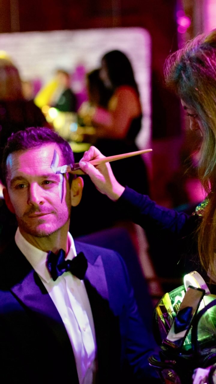 ✨ An Enchanting Evening at the Natural History Museum ✨
We had the pleasure of bringing colour, fun & creativity to Shawbrook Bank’s corporate party in the iconic Hintze Hall, with Hope the Blue Whale soaring above us. 🐋
Our team of 5 face painters worked their magic with 3 roaming artists.
With no glitter allowed, our handmade gem pieces provided an extra touch of sparkle, glowing beautifully under the ambient lighting. 💎✨
A heartfelt thank you to @wearetopbanana and everyone who made it so special! 😍
📷 @lalacogophotography ❤️
#corporatepartyideas #corporateentertainment #evententertainment #evententertainers #faceartmakeup #faceart #facepainter #facepainterlondon #glitterartist #christmaspartyideas #christmasparty