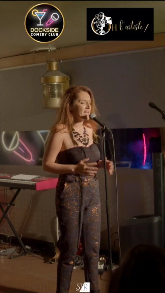 Retour sur notre 3eme édition Dockside Comedy Club X Oh l'artiste! 7 décembre 2024🔥 les talents emergents de la scène musicale et humoristique !
Extrait passage de Mary
Captation vidéo
@dockside_comedy_club @str__design
Passage complet sur notre chaîne YouTube @ohlartiste
#humour #humoriste #standupfemme #standup #standupcomedy #docksidecomedyclub #ohlartiste #comedyclub #chant #concert #concertlive #musique #chanteuse #spectacle #live