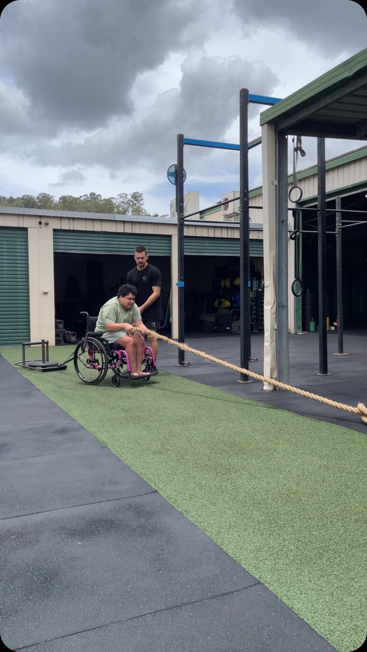 Hey @davidgoggins we’re out here carrying the boats and the logs!
Someone’s got to do it…and today it was Shania 😤
#SeeTheAbility