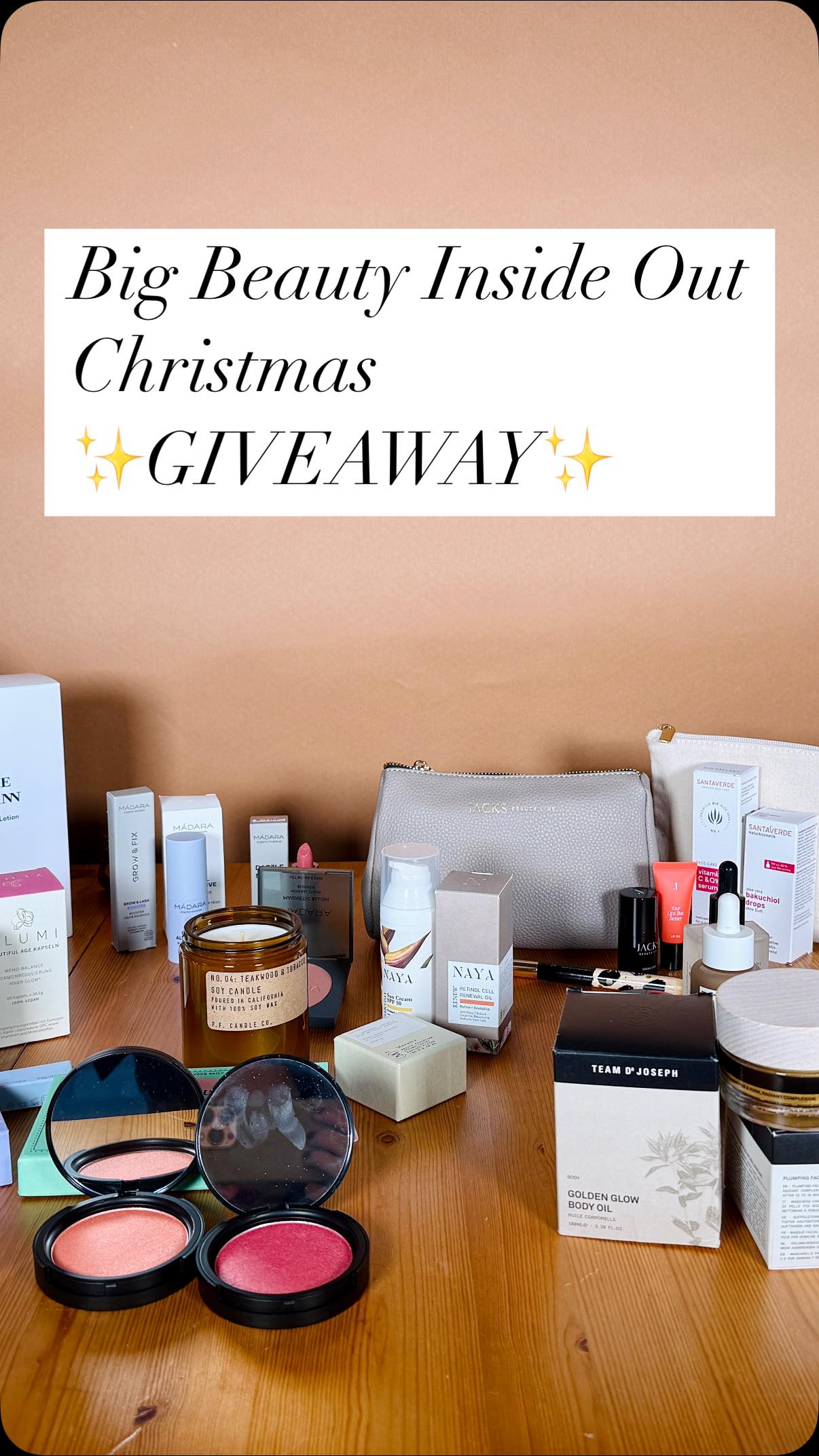 ✨Lisa’s Big Beauty Inside Out CHRISTMAS GIVEAWAY✨🥳😍
Ihr Lieben, es ist soweit, ich freue mich riesig! Einmal im Jahr verlose ich ein Paket, das nur aus einigen meiner Favoriten Produkten / Marken besteht🤩❤️✨!
Das Beste: ich verlose dieses mega Paket mit insgesamt 40 (!!) Produkten und einem Wert von knapp 1.500 Euro direkt 2 MAL🤩🥳!
Ich danke allen Brands und Shops für die Großzügigkeit und möchte mindestens 2 von euch glücklich machen. Das Paket kann man super teilen😍!
Das ist drin🥰✨:
1. @ylumisparkle - Lieblings Vanille Protein + Beautiful Age Kapsel (Fan erster Stunde)
2. nayaglow - diesen SPF lieb ich! Dazu ein neues Produkt, was ich schon testen durfte: Retinol Cell Renewal Oil (Cacay+ Bakuchiol +Retinol)
3. @greenglamstore 4 Mega Produkte: @kosas Blush in Blissed, Kosas Hotliner in 100, Susanne Kaufmann Hand Soap & Cream Set, @labruket Lip Balm DuO
4. @ruhi_rituals : Bakuchiol Oil Serum + Hyaluron Serum
5. @teamdrjoseph mit brandneuer Glow Maske und dem Body Glow Oil
6. @blandabeauty : Zungenreiniger @cosmicdealer (liebe ich seit ich Ayurveda kenne), Lieblingduftkerze von @pfcandleco und Manasi 7 Strobelighter Highlighter Cream
7. @santaverdenaturkosmetik und das neue Vitamin C Serum + Bakuchiol Drops
8. @arho.beauty mit den Highlighter Blushes in 2 Tönen
9. @madaracosmetics : Blush in ‚Bare Blossom‘, Lipstick in ‚Flattery‘, Retinol Eye Serum und Grow and Fix Lash & Brow Gel
10. @iamazingy mit 5 mega Produkten: iliabeauty Lip Sketch TRIO Set, RMS Hydra Bronzer in Tan Lines, Face Tan Water eco by Sonya, Hiro Mascara, RMS LIP OIL in ‚LUCIA‘
11. @_aendre_ - in Love seit Eröffnung und bestes RAWNOLA und GRANOLA alles hausgemacht und zum reinlegen! Davon gibts 3 Sorten pro Paket, plus ein Porridge Rezept Buch🫶🏻
12. @jacksbeautyline : tolle Kosmetik BAG , 22 er Pinsel, Lip Oil + Cream Blush
13. @xeno_naturkosmetik - neu gelaunchte Peeling Maske für empfindliche Haut + Sweet Sugar Hug Serum
14. @yuayu_beauty Mood Sprays nach ayurvedischen VATA PITTA KAPHA
❤️Wie ihr dabei seid:
➡️ Like diesen Post und kommentiere, warum ihr dieses Paketgewinnen möchtet oder was ihr testen wollt!🤩🥳
Ich wünsche euch ganz viel Glück!😍