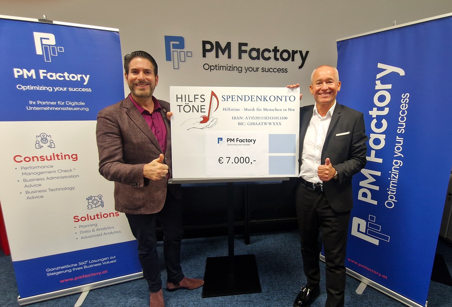 HILFSTÖNE sagt PM FACTORY Danke und frohe Weihnachten 🎄 Eine große Hilfe gerade zu Weihnachten für unsere karitative Arbeit für Menschen in Not 🤝 Danke an HERWIG FRITZL & sein ganzes PM Factory Team 🙏 https://pmfactory.at/hilfstoene-2024/ @herwigfritzl @Clemens Unterreiner @hilfstoene #ClemensUnterreiner #ViennaBaritone #unterreineropera #unterreiner #charity #kammersänger #pmfactory #herwigfritzl #oper #opera #letsopera #concert #konzert #charitygentleman #hilfstoene #benefiz #operasingers #operalover #musik #news #kultur #OperaNews 📸©️HILFSTÖNE | Jürgen Hammerschmid | PM Factoty