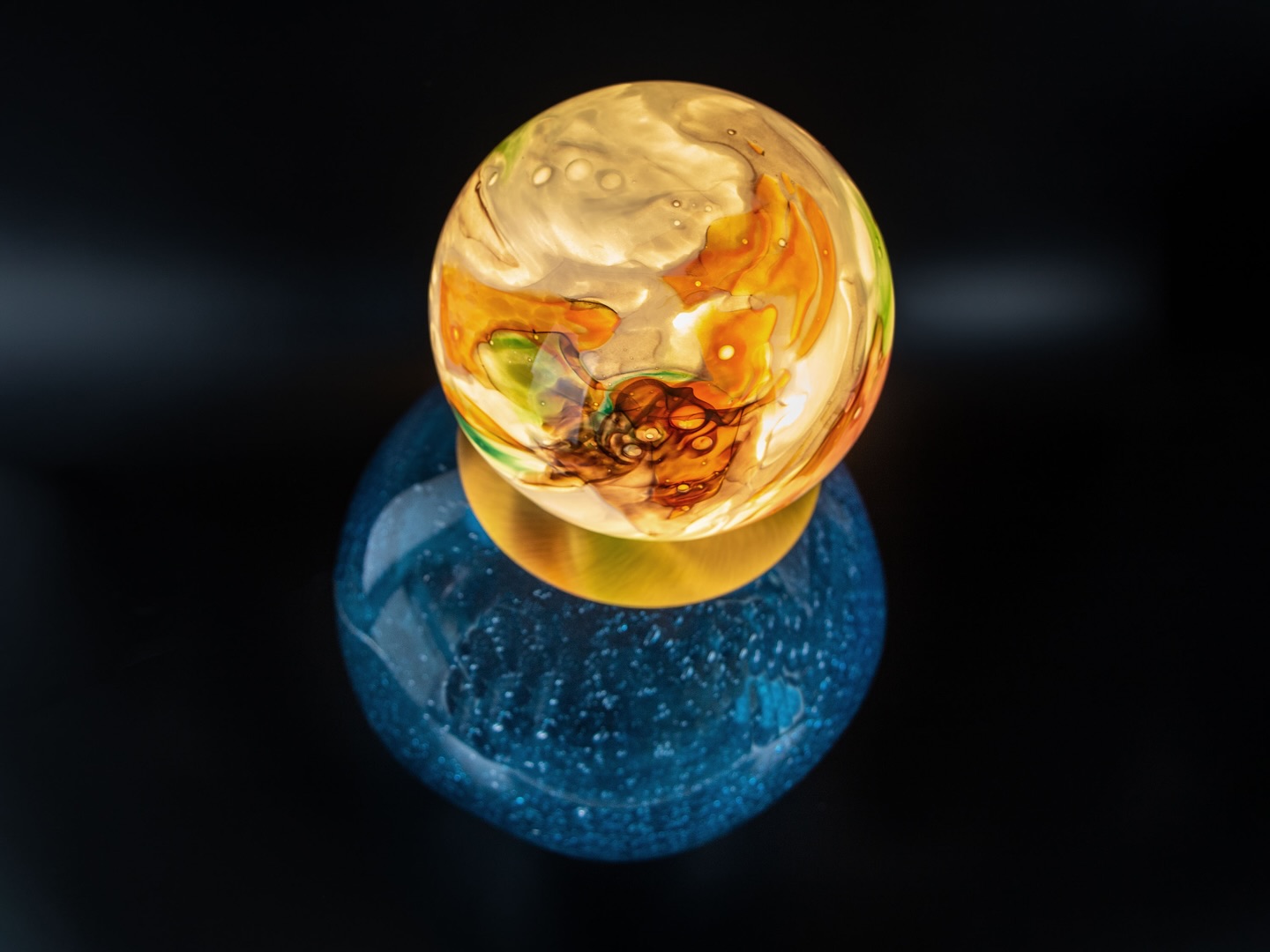 New Collection Alert: Soul ✨
Every creation has a unique soul. The Soul collection captures this essence with distinctive shapes, colors, and character. 💫
>> maiizen.com
.
.
.
.
.
#soul
#maiizen
#glassart
#InteriorDesign
#LightingDesign
#PendantLight
#CollectibleDesign
#HandcraftedLighting
#SculpturalLight
#ModernInterior
#UniqueLighting
#DesignLovers
#HomeAesthetics
#LightingArt
#MinimalDesign
#StatementLighting
#TimelessDesign
#ArtisticLighting
#DecorInspo
#CreativeSpaces
#FunctionalArt
#ElegantDesign
#product_only