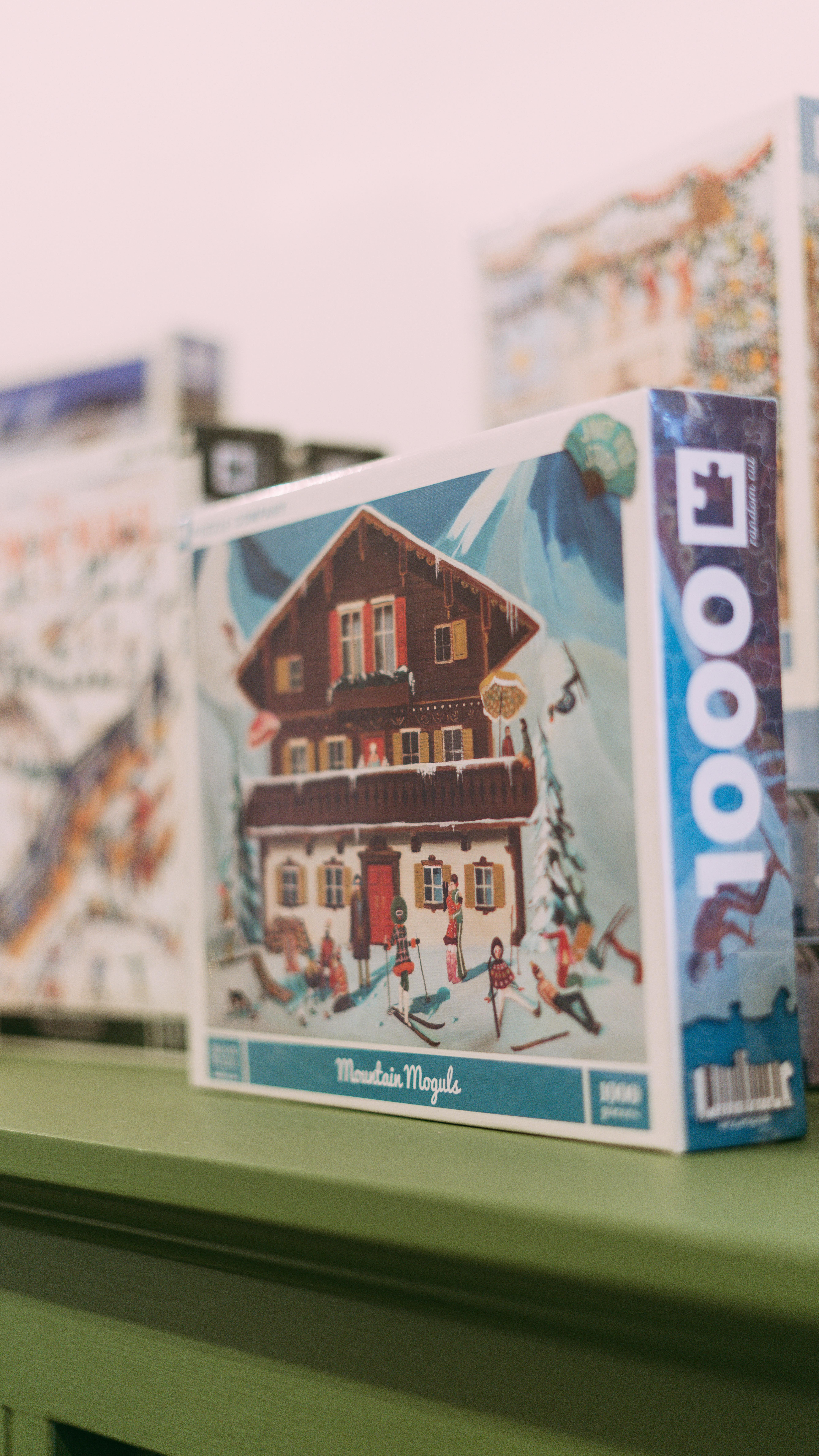 A $5 paint sample from Lowe’s stays with me forever and I used one today to redo our open sign to let you know you can get a free cup of coffee with every purchase tomorrow and Friday! See you from 10am-4pm!
#coffeechristmas #elktonky #shoponthesquare #christmasshop #coffeecoffeecoffee