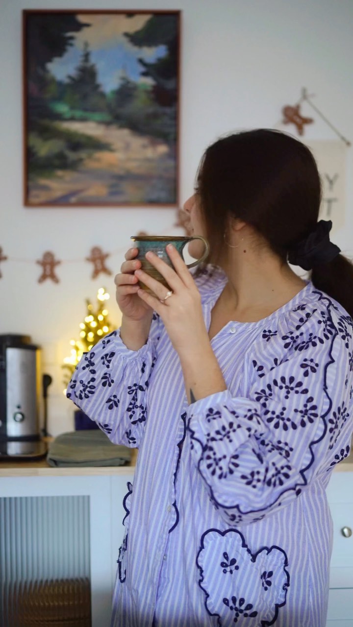 Make a coffee with me š
The @breville / @sageapplianceseu barista express still packs quite the punch. Having great beans from @prologcoffee.cph also helps š
#asmr #coffee #morningritual #copenhagen