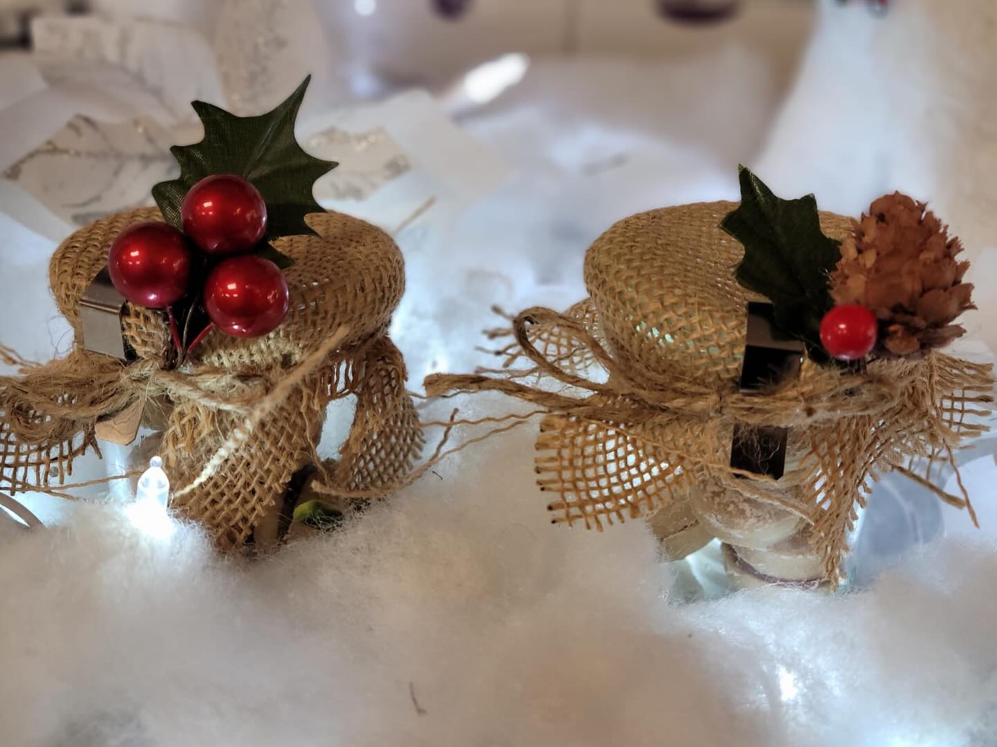 These holiday jars can include alphajores or mexican wedding cookies. They make the perfect gift for people of all ages.