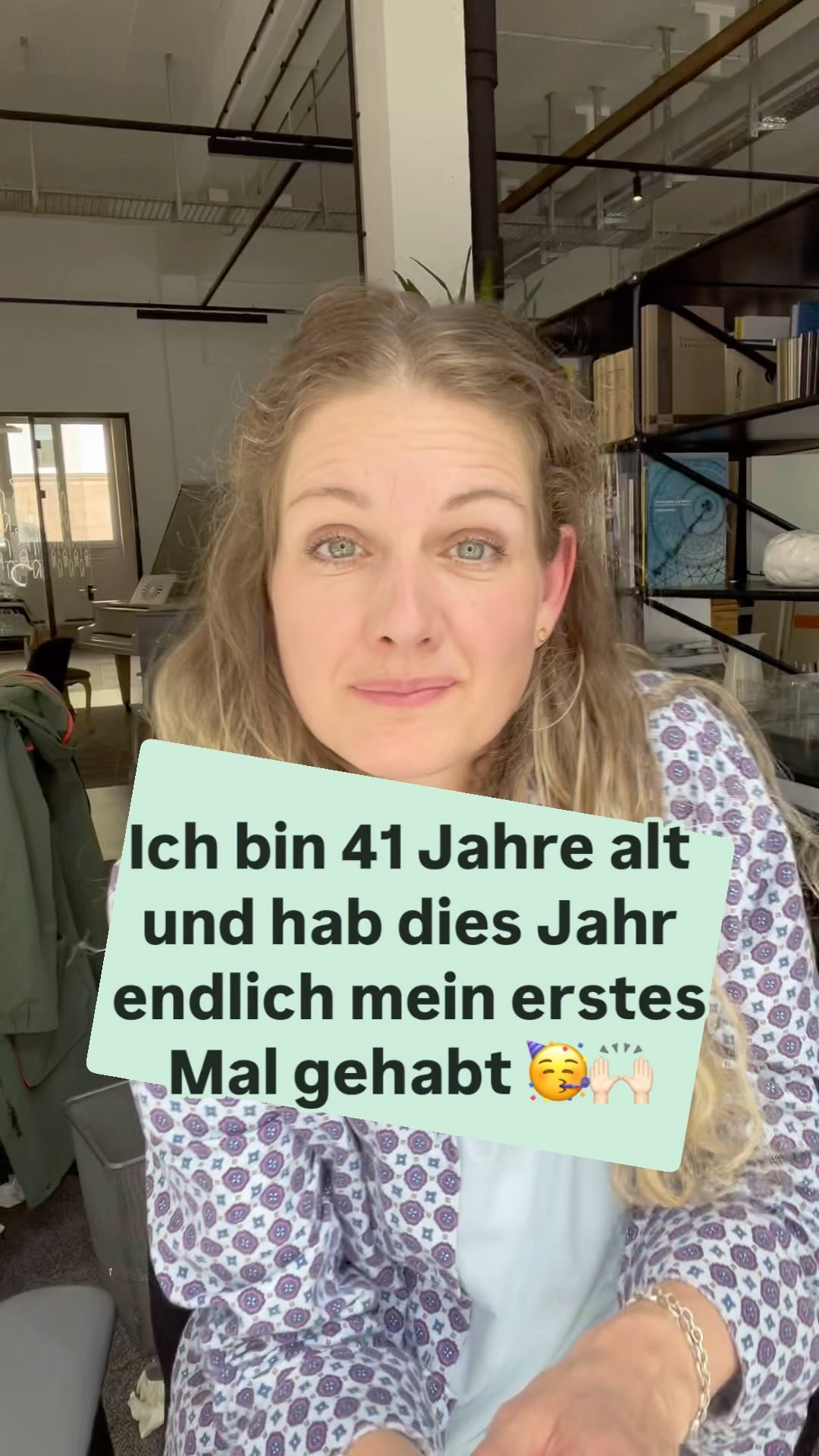 2024 was gigantisch für mich! Auf so vielen Ebenen habe ich mich weiterentwickelt, bin über meine Komfortgrenze gestolpert, mein Bewusstsein erweitert, gedankliche Grenzen gesprengt und unfassbar viel erschaffen ⛰️ Natürlich war es nicht immer einfach, aber der Schweiss, Mut und ein paar Tränen haben sich gelohnt. Ich habe Dinge geschafft, die ich nie für möglich gehalten hätte. Ich bin dankbar. Dankbar für mich, dich und die unendlichen Möglichkeiten. Thank YOU #JAHRESRÜCKBLICK #positionierung #businessaufbau