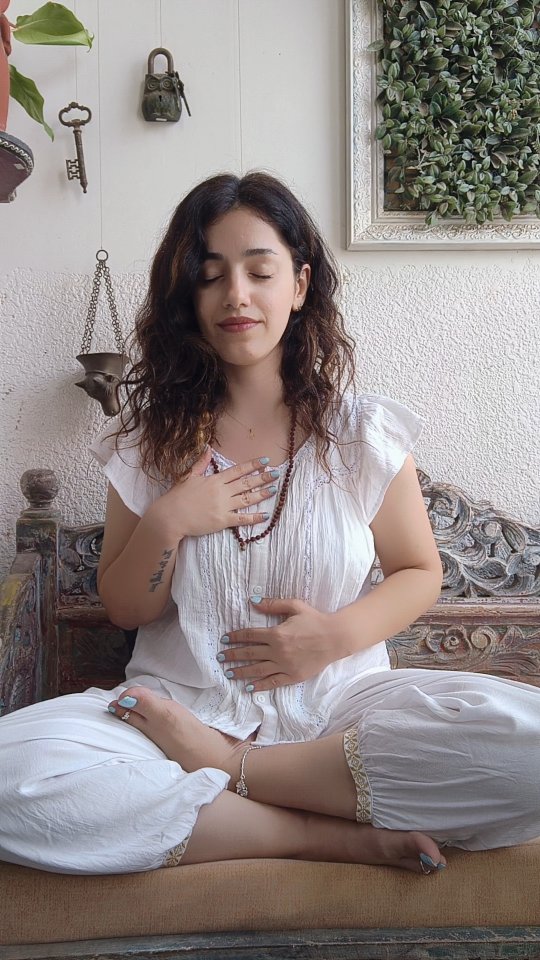 English 🔛 فارسی
It says a single deep breath can change your inner world. Why not try it now? Close your eyes, inhale deeply, and let go of all that's weighing you down. 🌬️
Your breath is your anchor—bringing calm, clarity, and connection to the present moment. 🌿
How did that deep breath make you feel? Share your experience below! 💬
#DeepBreath #InnerCalm #MindfulLiving #inhaleexhale
✨ میگن یک نفس عمیق میتونه دنیای درونت و تغییر بده. چرا همین حالا امتحانش نکنی؟ چشمات و ببند، عمیق نفس بکش و هر چه که سنگینی میکند را رها کن. 🌬️
نفس تو، لنگر توست—آورندهی آرامش، وضوح و ارتباط با لحظهی حال. 🌿
این نفس عمیق چه احساسی به تو داد؟ تجربهات و با من در میان بذار! 💬
#نفس_عمیق #آرامش_درونی #زندگی_آگاهانه #دم_بازدم