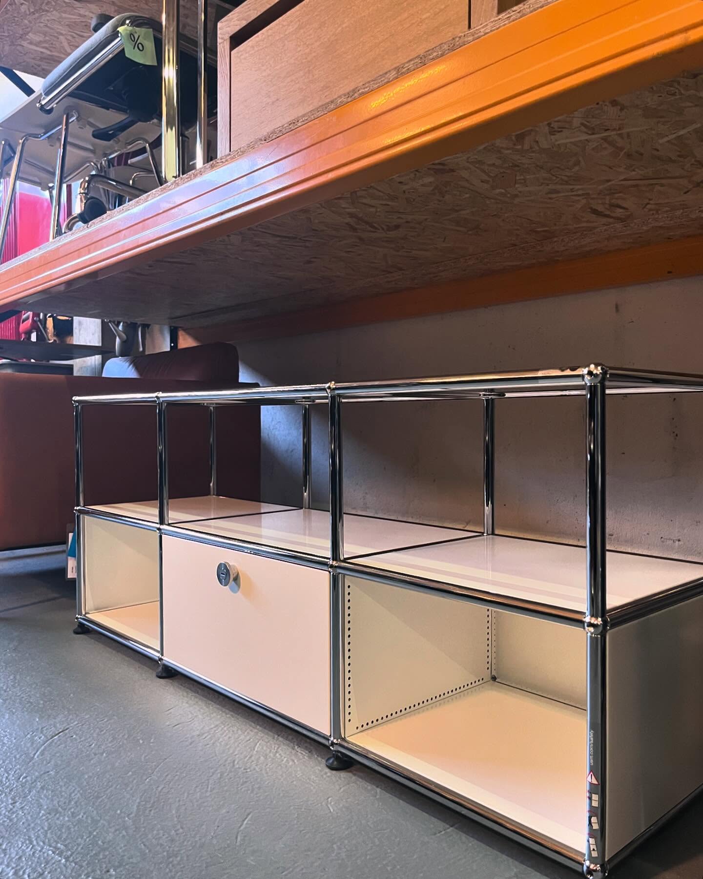 USM Haller Regal
Farbe: Reinweiss
im Designdepot 20% reduziert
Noch 1500.- (Originalpreis: 1884.-)
#usm #usmhaller