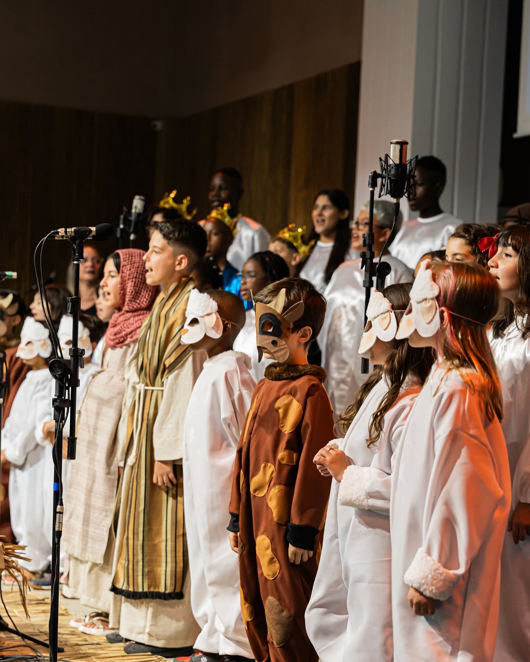 Apresentação do nosso Coral Doce Voz para celebrarmos o Natal ❤️
Dia 22 tem mais com o Coral Ebenézer, te esperamos!