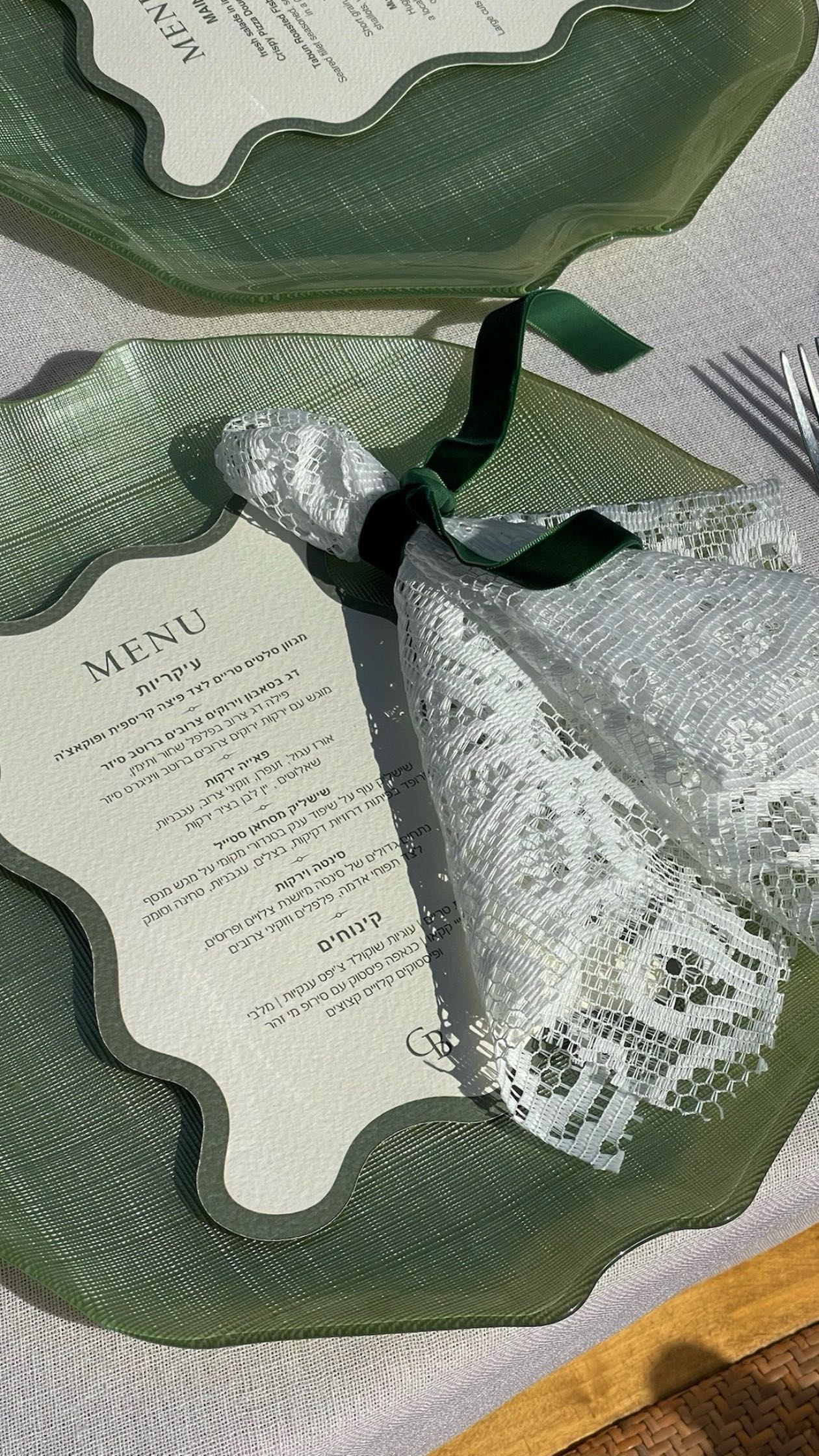 Table setting is a central part of a designer’s work – where to place the cutlery, the glasses, how to fold the napkin… Every element plays a significant role in the overall look of the event.